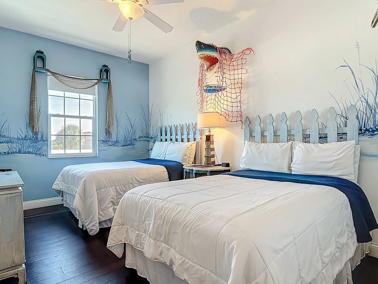 Lighthouse Room (Sleeps 4)