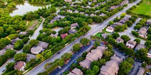 Blooming Real Estate: Navigating the Spring Market