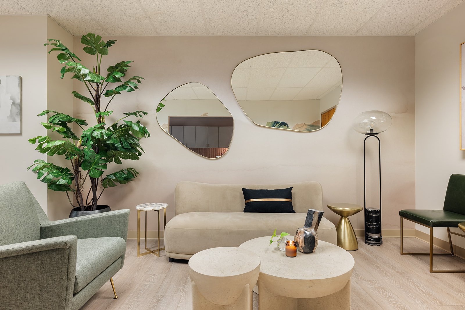 Karyn Wingard Office Photoshoot1563.jpg