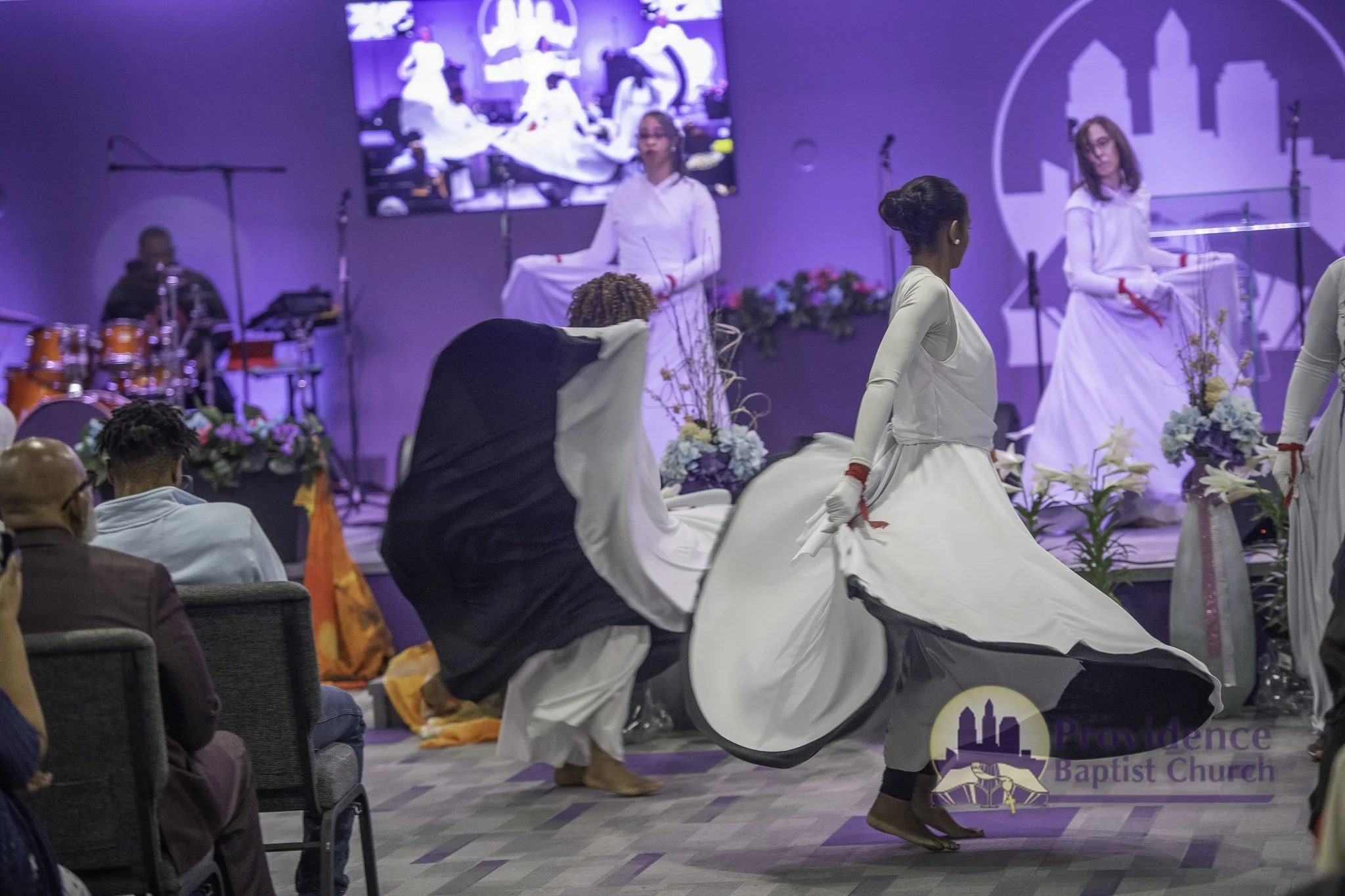 resurrect_sunday_2026_850_2869.jpg