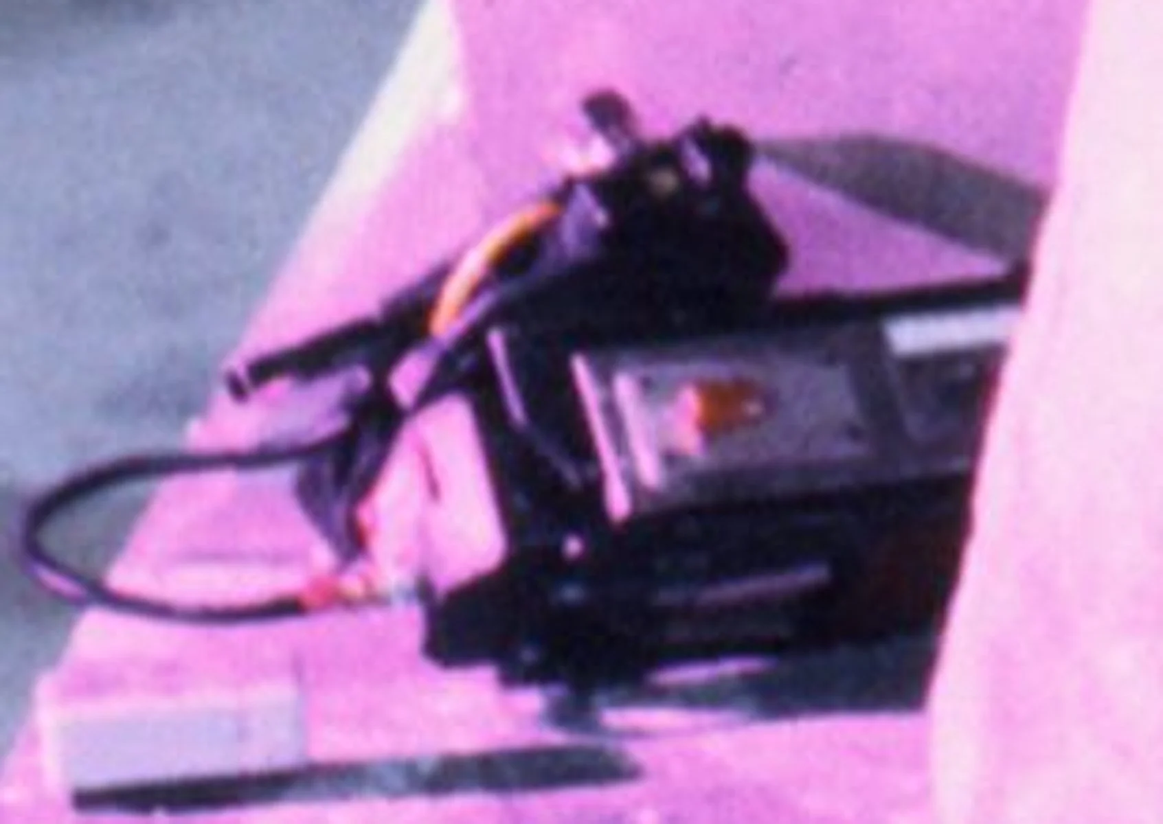 gb1_mult_img_offphoto06.jpg