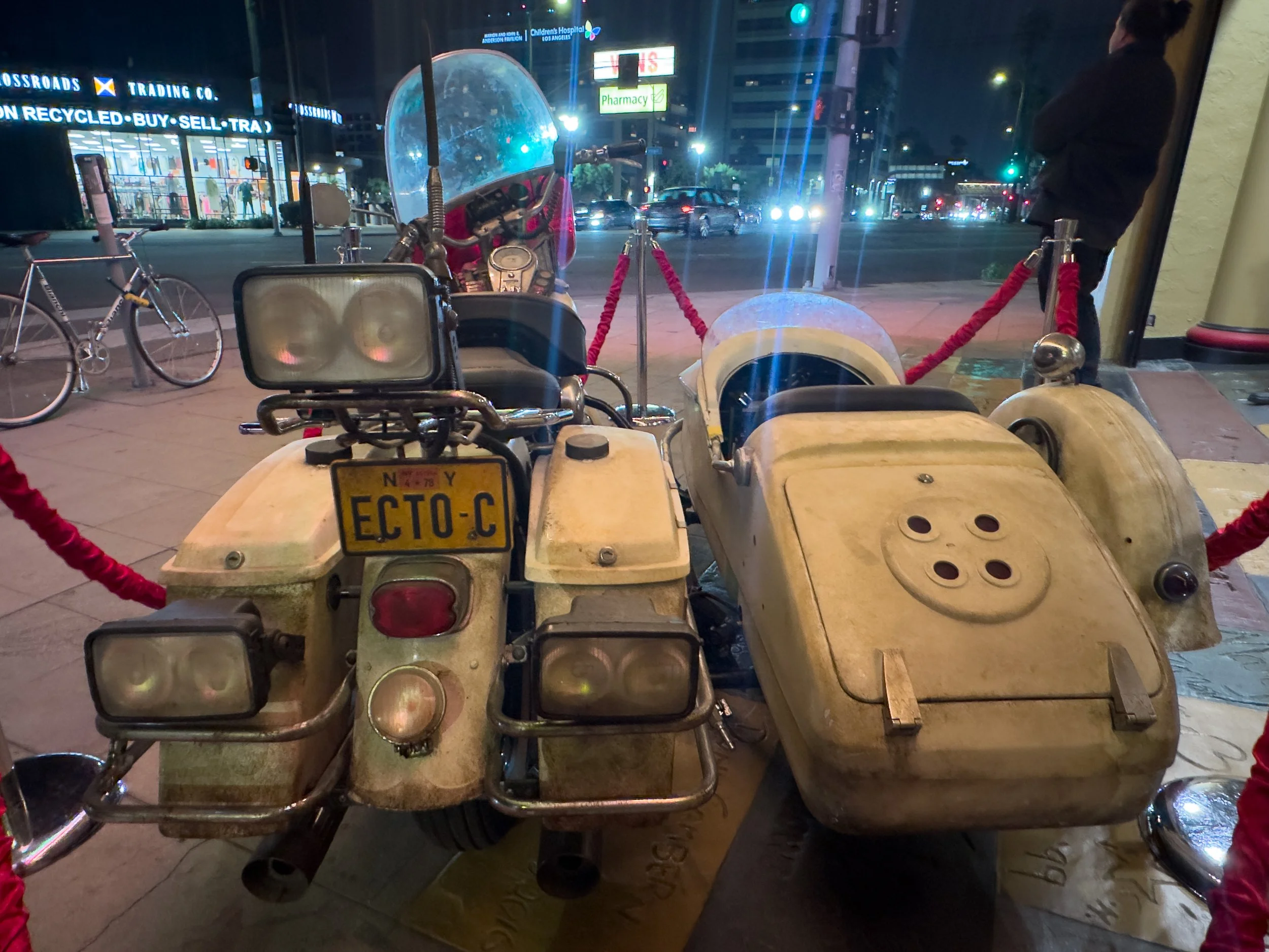 2024-03-21-ghostbusters-frozen-empire-ecto-c-145_53603401204_o.jpg