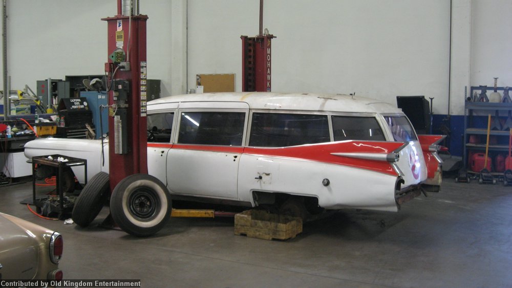 Ecto-1_Restoration_Project_Set_1_Photo_23.jpg