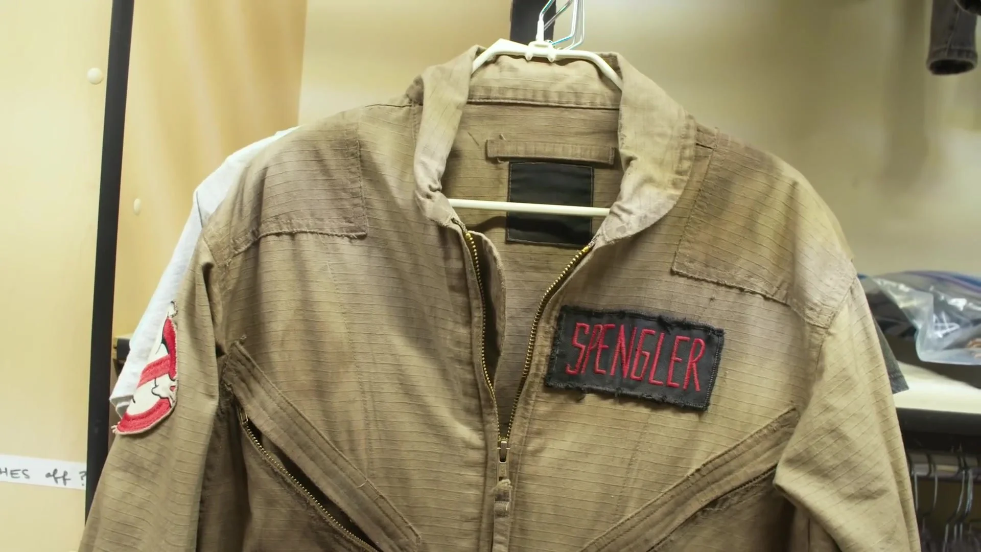 yt5s.com-Adam Savage Visits Ghostbusters_ Afterlife's Costume Department!-(1080p) 196.jpg