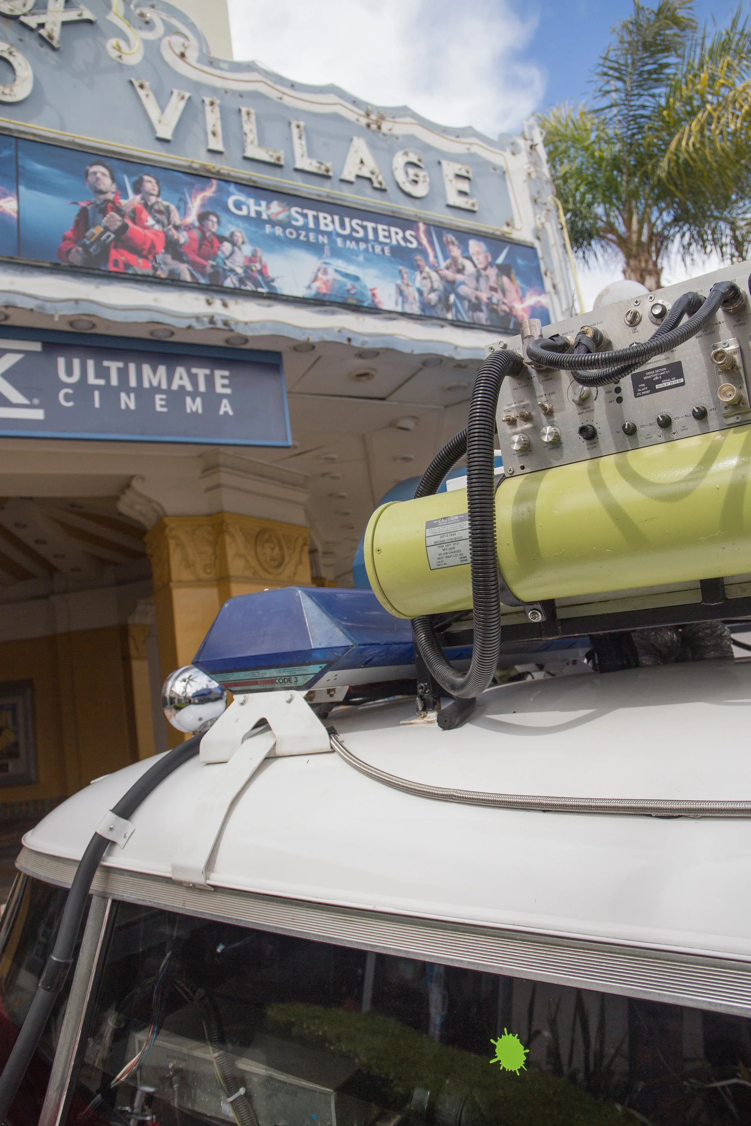 2024-03-24-ghostbusters-frozen-empire-screen-used-ecto-1-233_53610006460_o.jpg