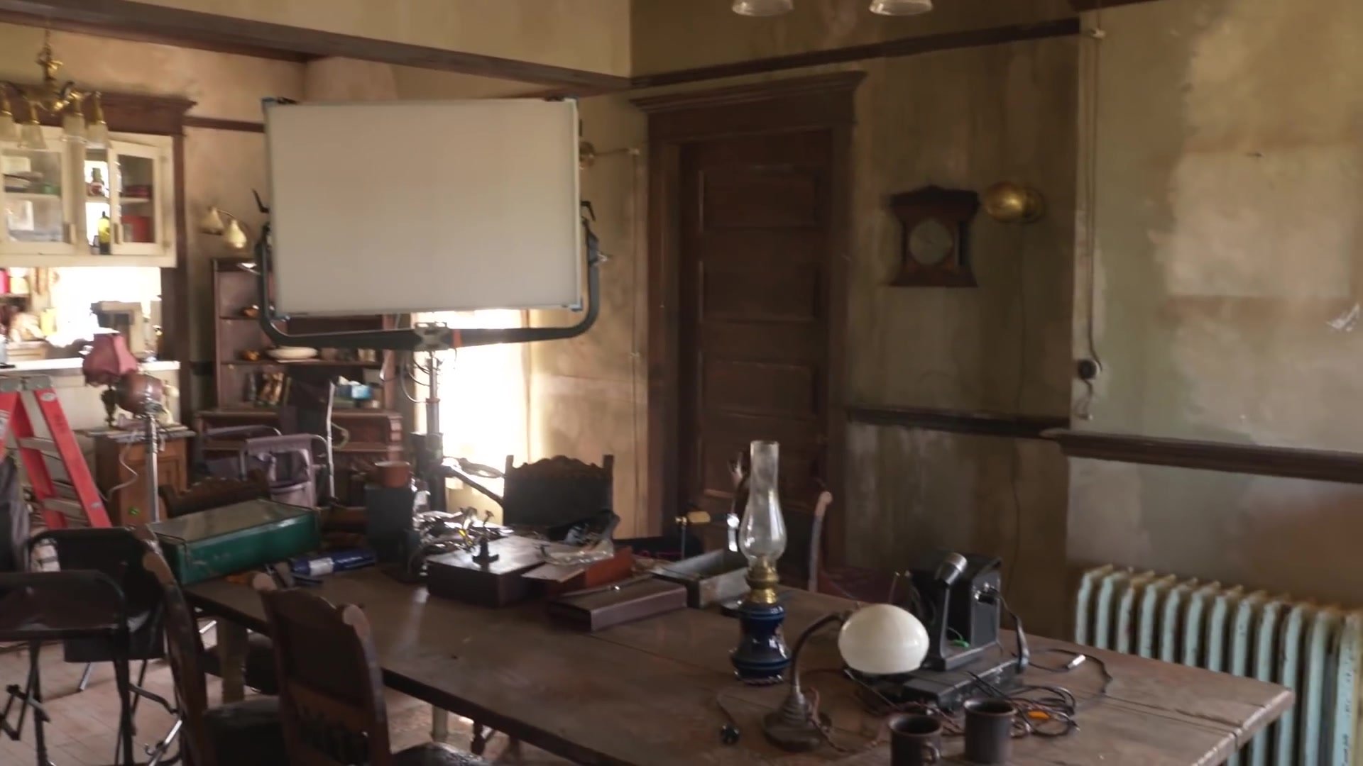 Adam Savage Tours Ghostbusters - Afterlife’s Farmhouse Set! 1787.jpg