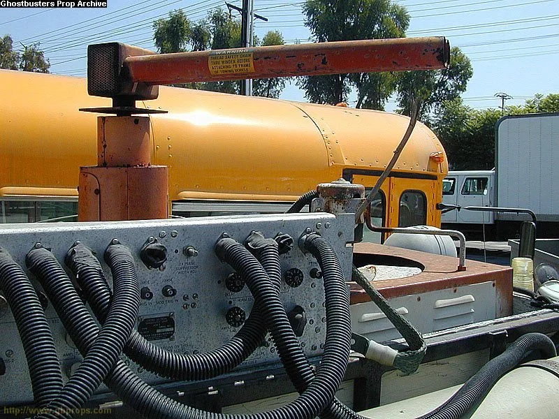 Sony_Backlot_Ectomobile_Set_1_Photo_15.jpg