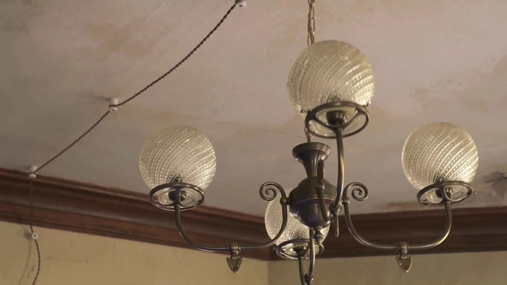 Adam Savage Tours Ghostbusters - Afterlife’s Farmhouse Set! 1401.jpg