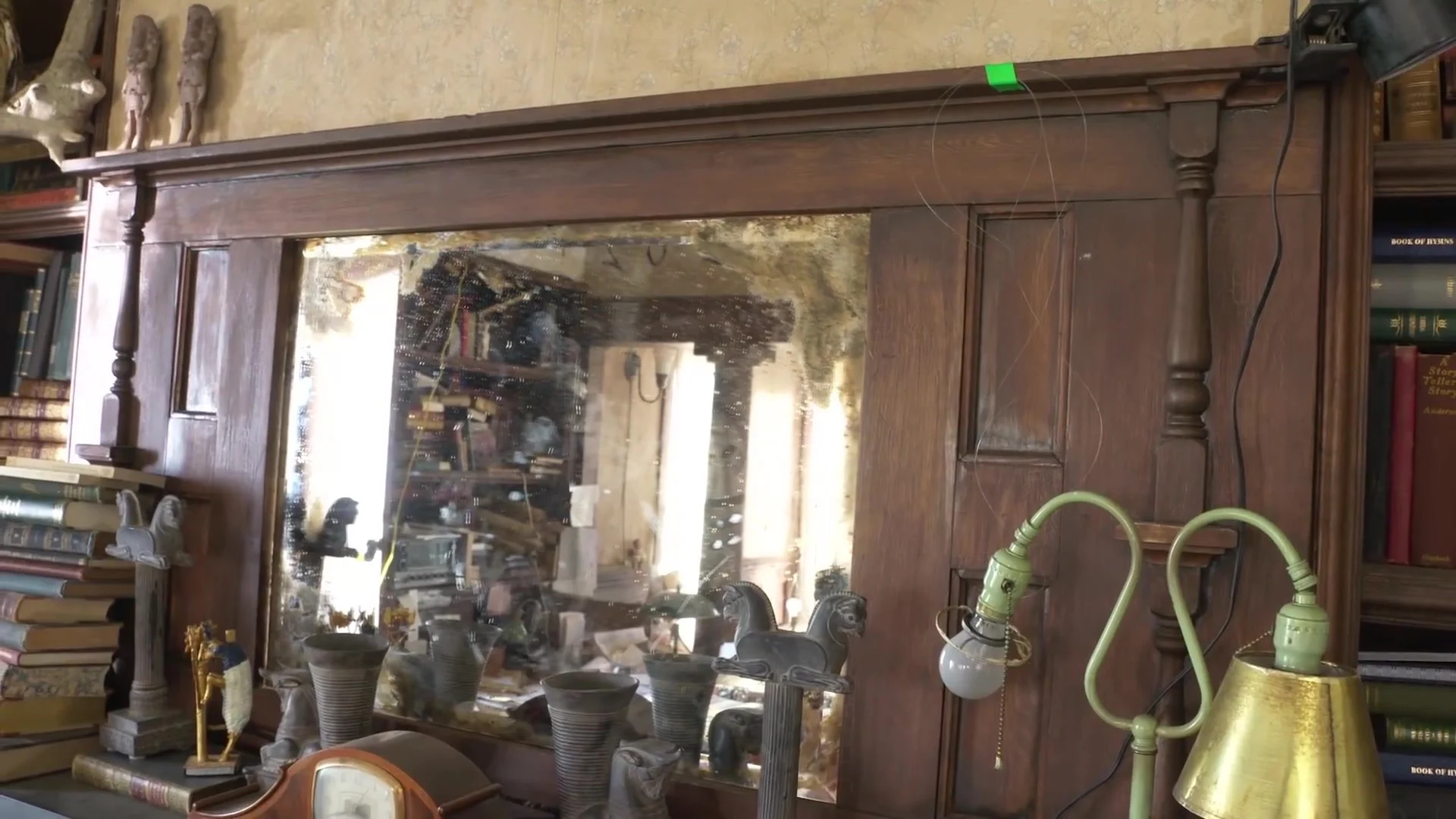 Adam Savage Tours Ghostbusters - Afterlife’s Farmhouse Set! 1590.jpg