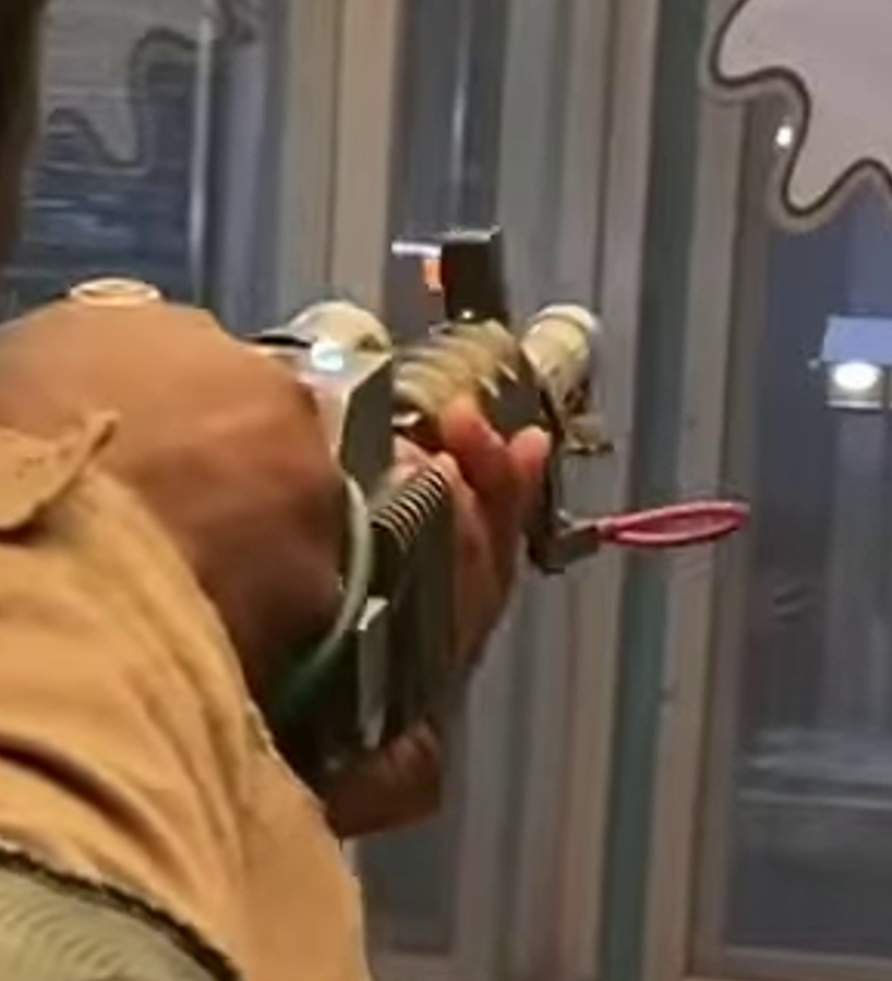 vlcsnap-2024-02-05-01h24m07s389-modified a.png