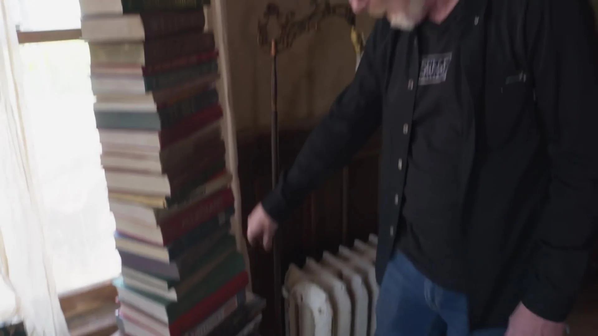 Adam Savage Tours Ghostbusters - Afterlife’s Farmhouse Set! 1380.jpg