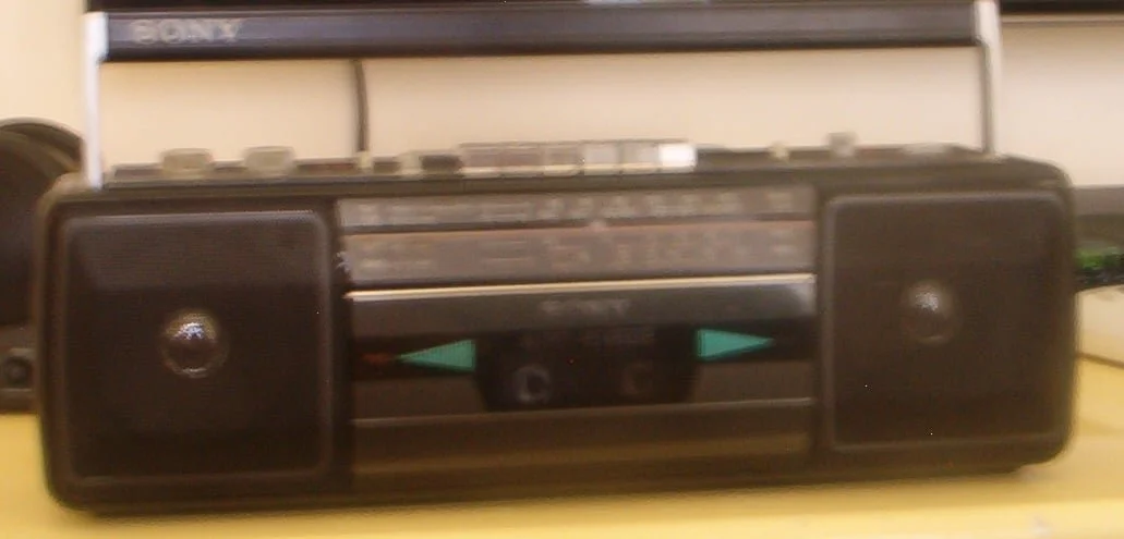 Sony_CFS-220.jpg