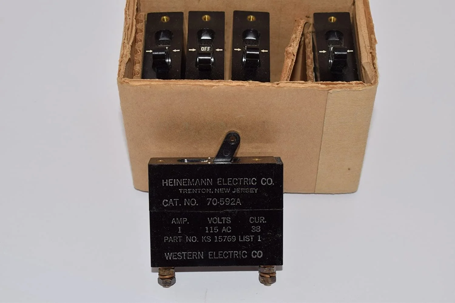 Heinemann Electric 70 592A Circuit Breaker 1Amp 115v.jpg