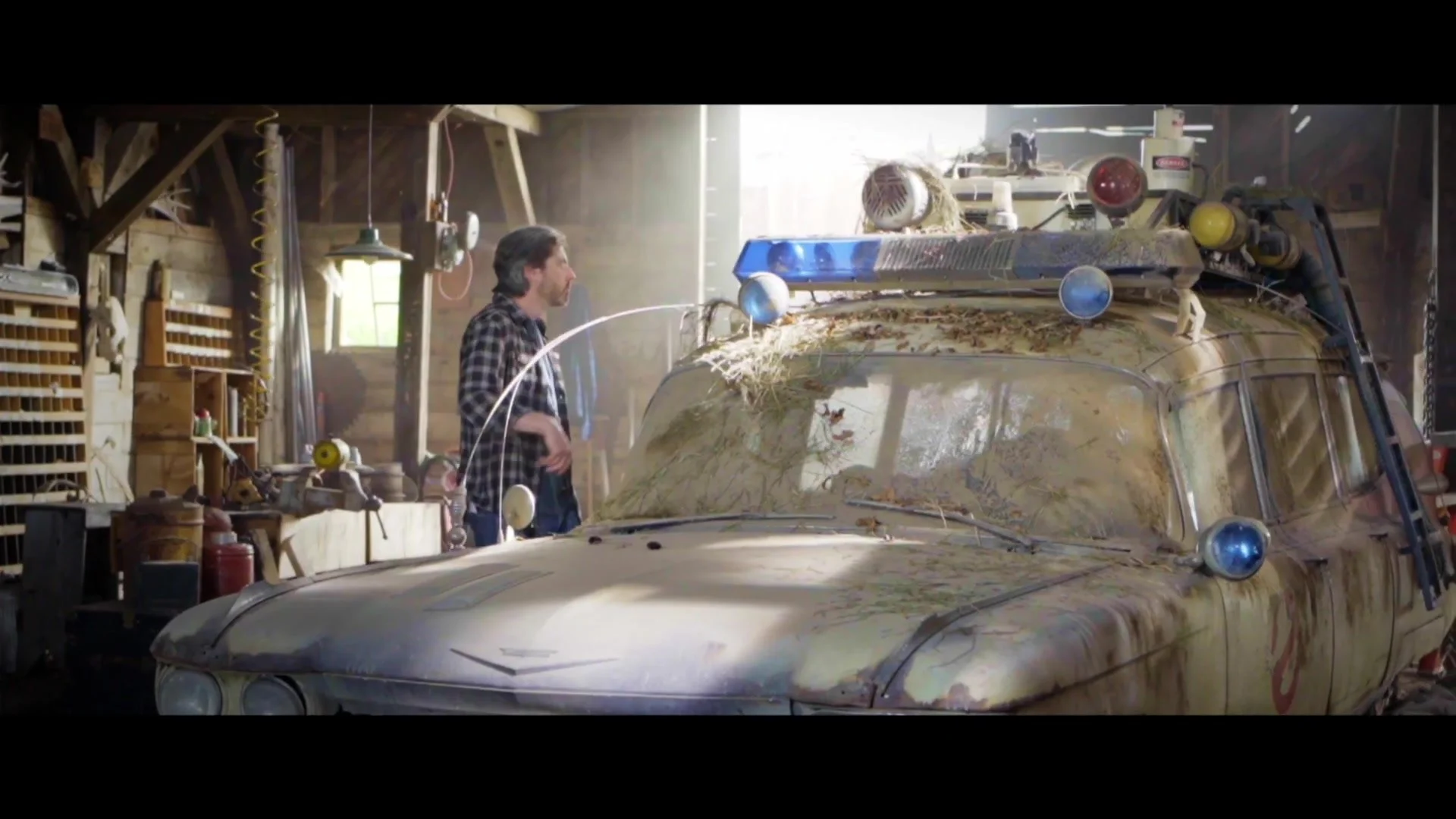 GHOSTBUSTERS - AFTERLIFE Vignette - Passing the Proton Pack 349.jpg