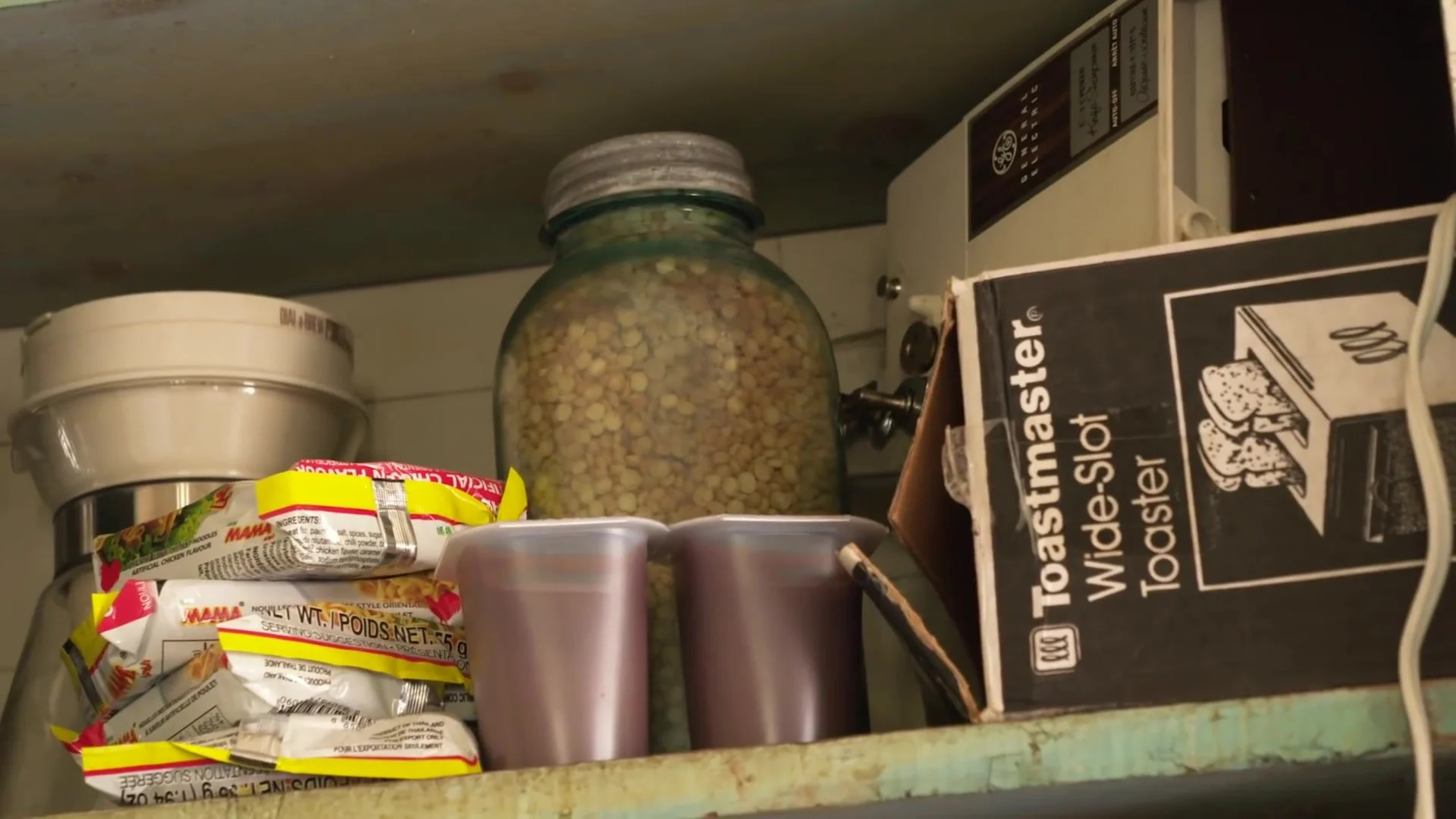 Adam Savage Tours Ghostbusters - Afterlife’s Farmhouse Set! 0647.jpg