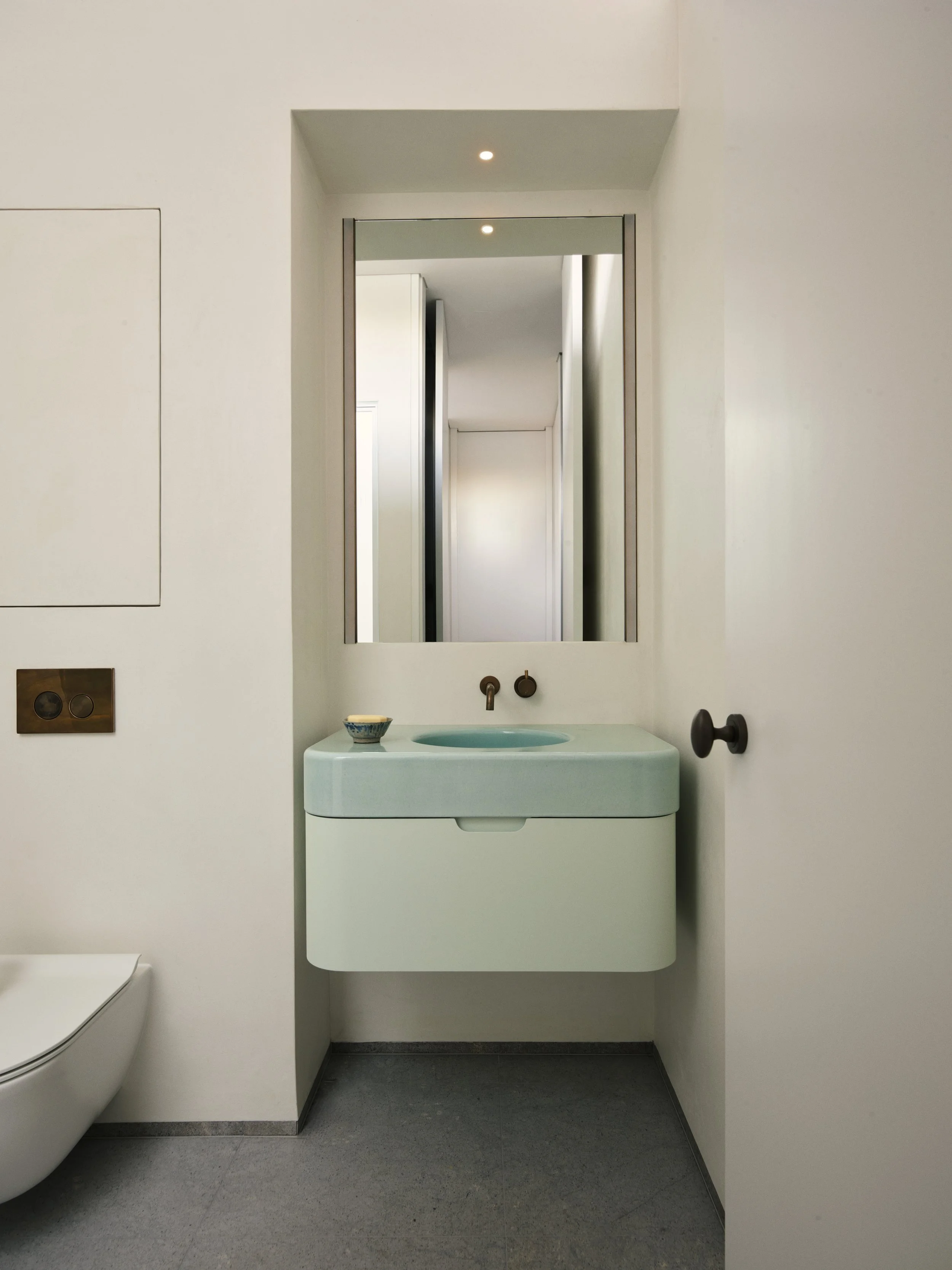 ESOTERIKO_BELLEVUE_HILL_041526_0064.jpg