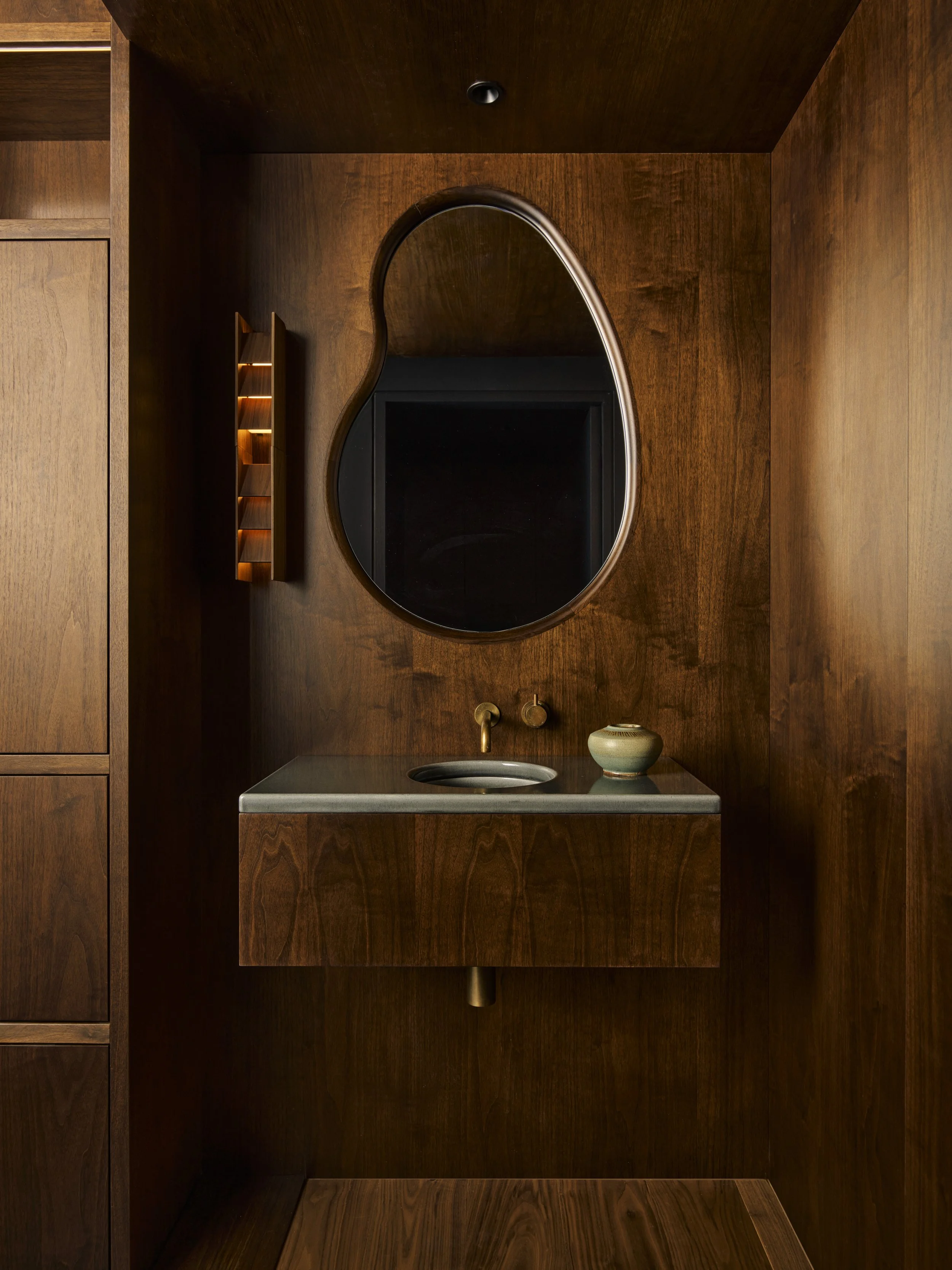 ESOTERIKO_BELLEVUE_HILL_041526_0078.jpg