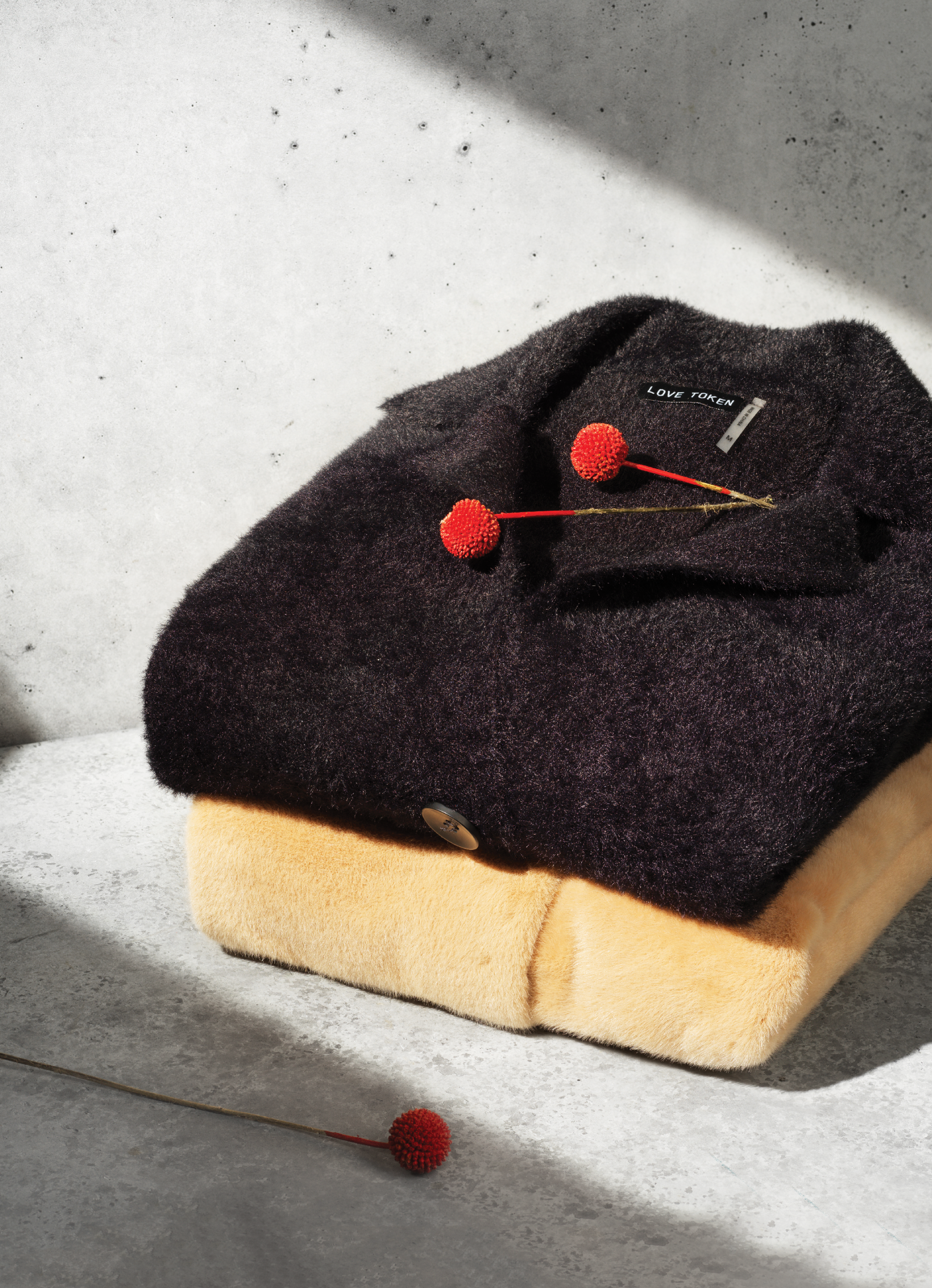 La Chapeau ads tops.png