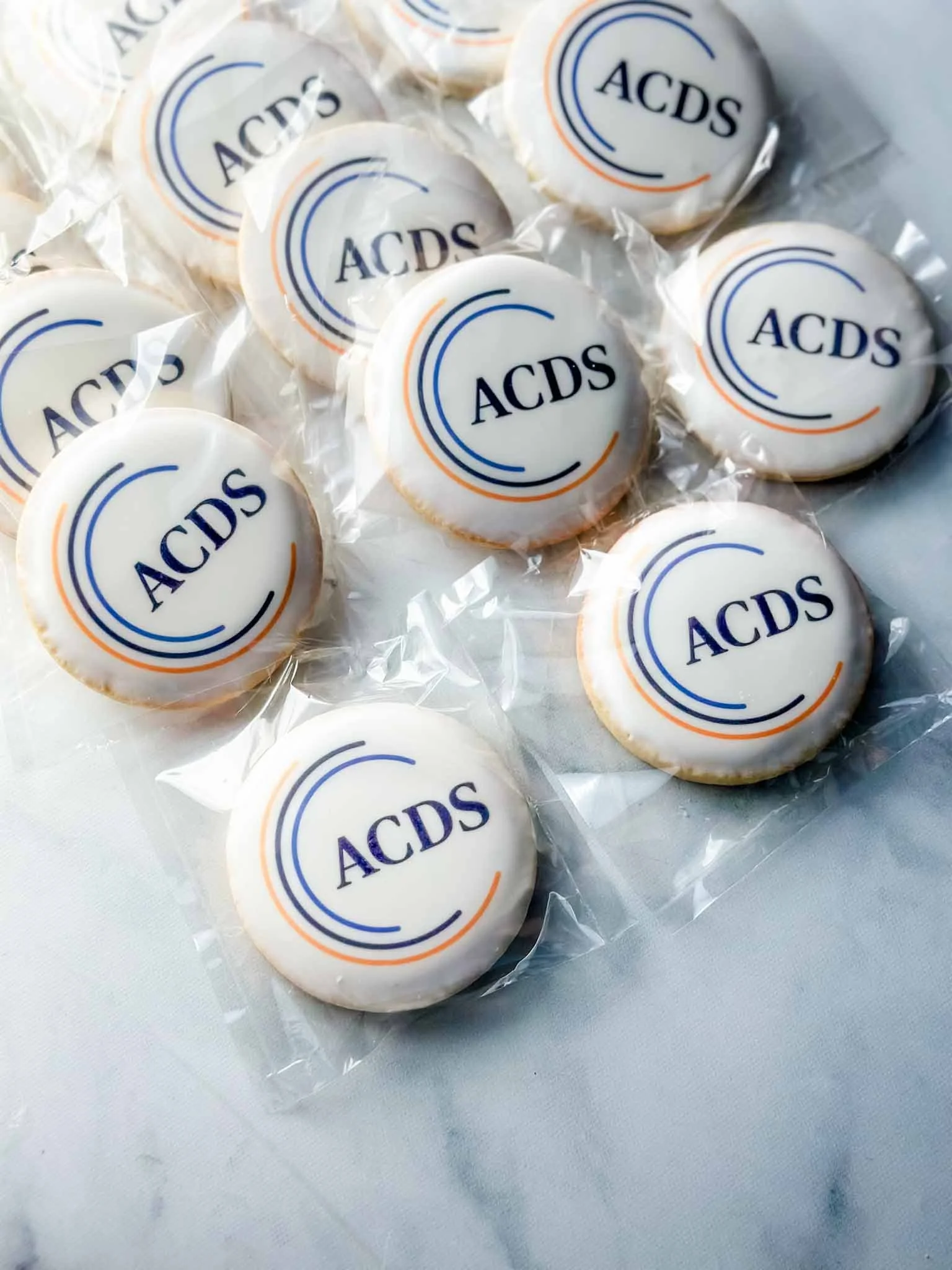 A Worthy Cookie Custom Sugar Cookies large circle logo.jpg