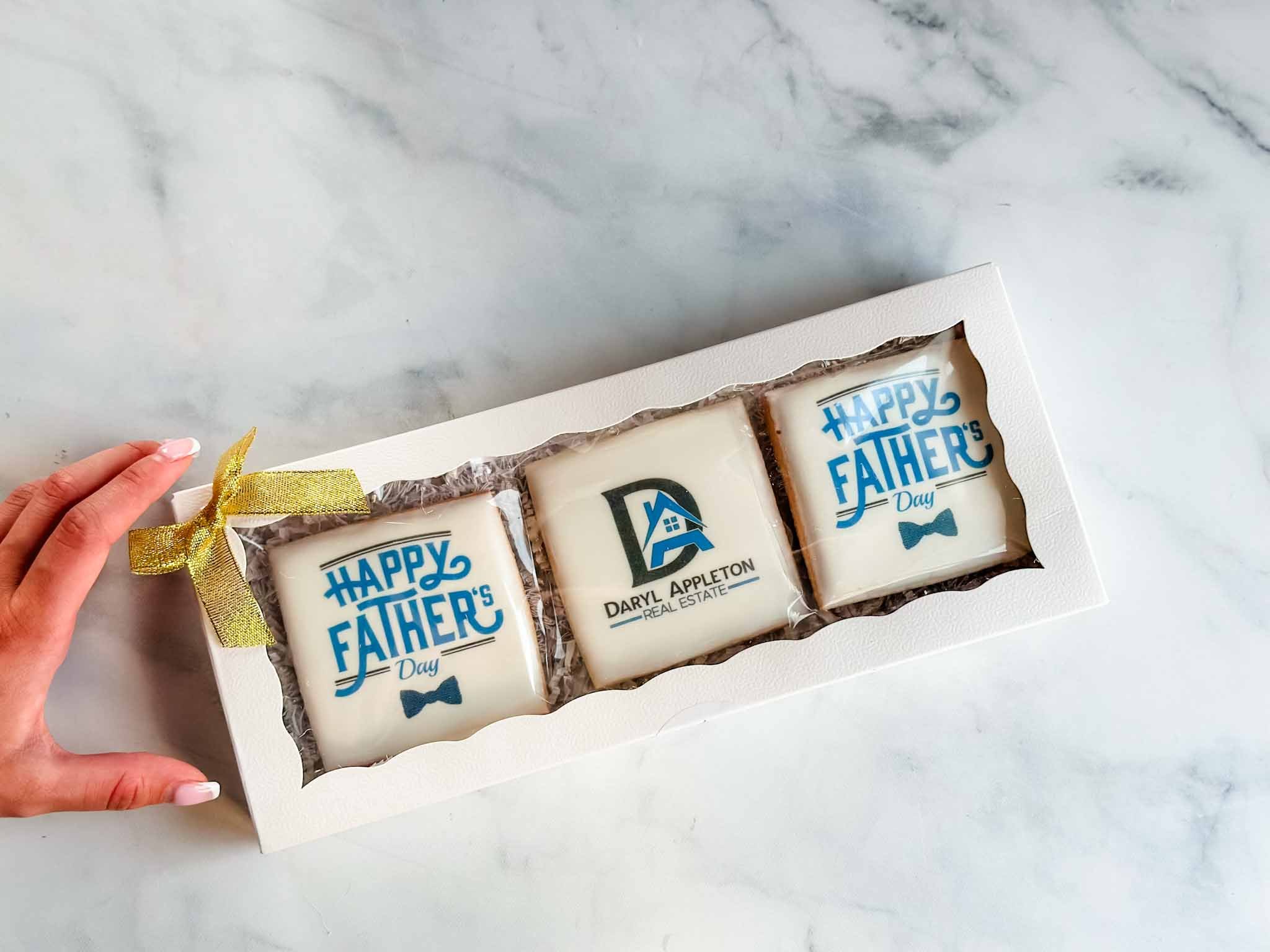 A Worthy Cookie Custom Sugar happy father's day custom set.jpg