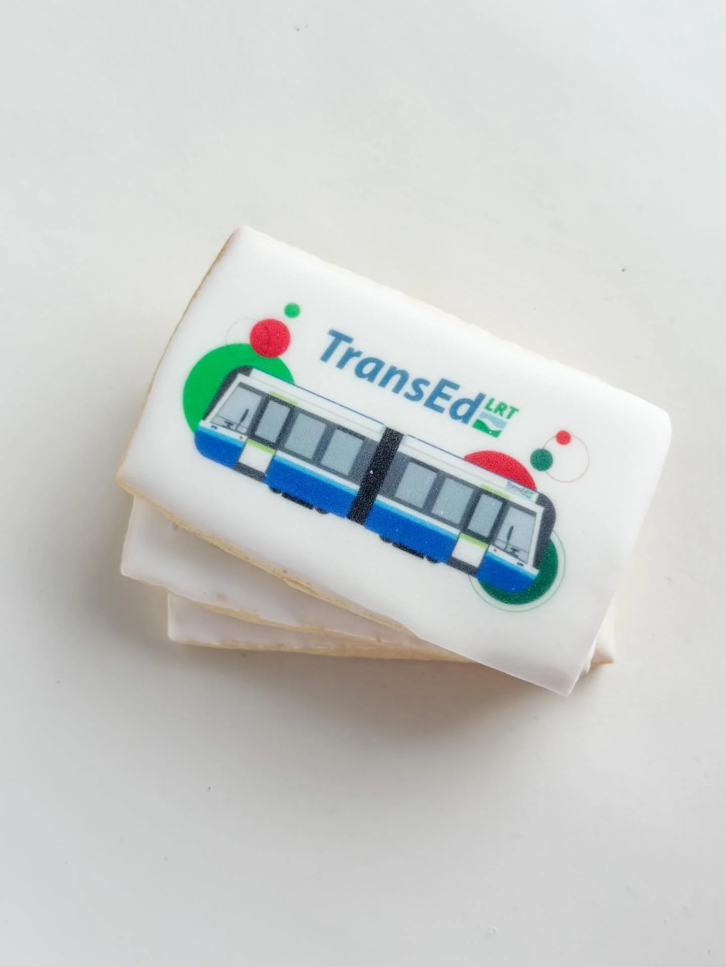 🍪🎄A festive touch for holiday corporate gifting &mdash; custom cookies made to celebrate the season.✨
#AWorthyCookie #edmontonbakery #HolidayCookies #BrandedCookies #CorporateGifting #YEGEvents #YEGBusiness #YEGGifts