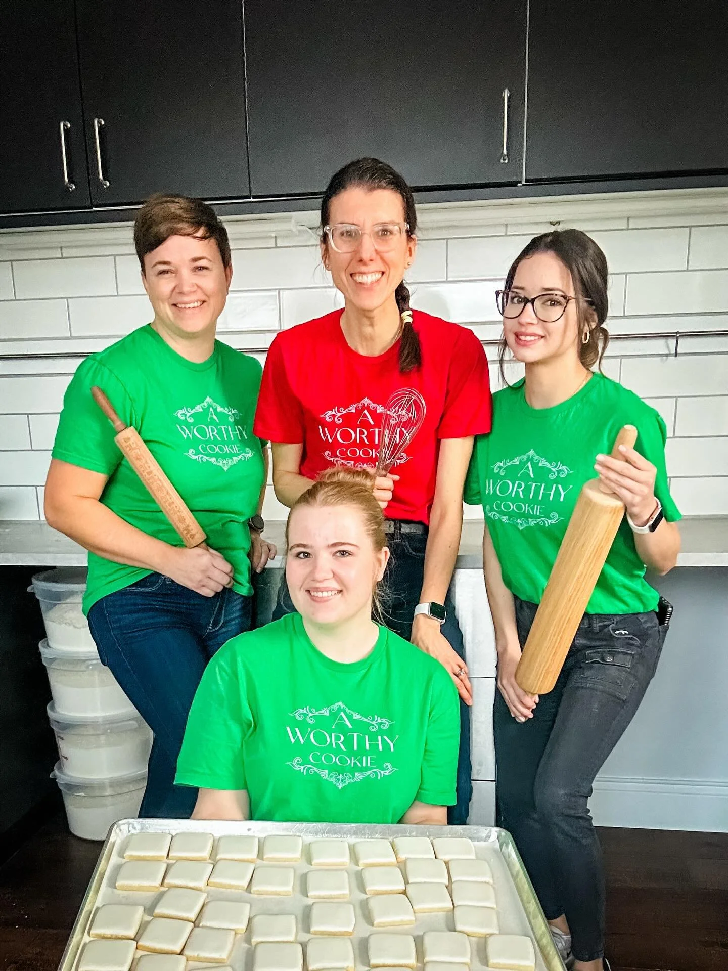 🎅From all of us at A Worthy Cookie, happy holidays! 
We&rsquo;re grateful for our hardworking team of women who make it all happen and are now enjoying a well-deserved break, and for the incredible clients and community who support our small busines