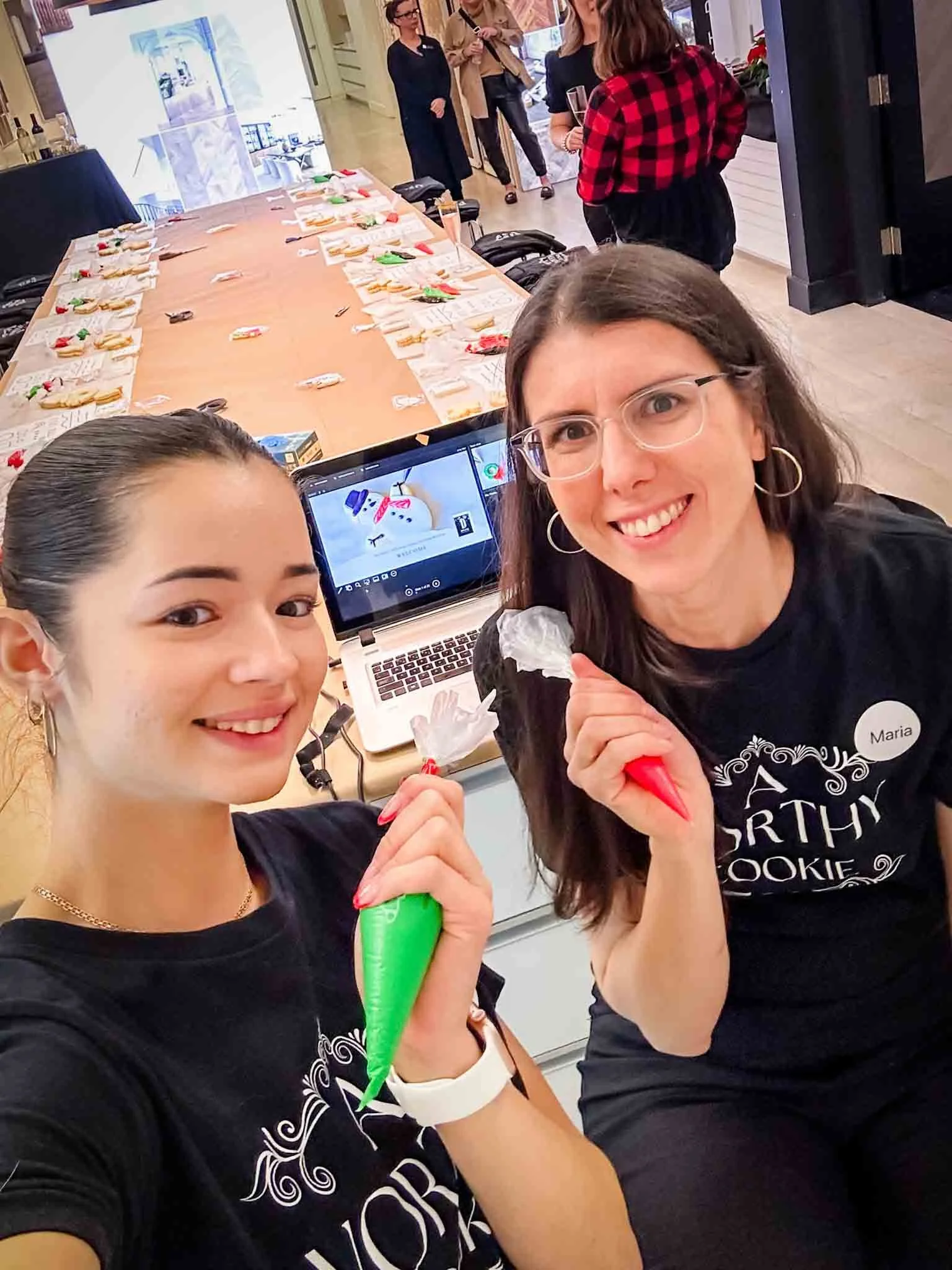 A Worthy Cookie Sugar Cookie decorting class izabel and maria at christmas class.jpg