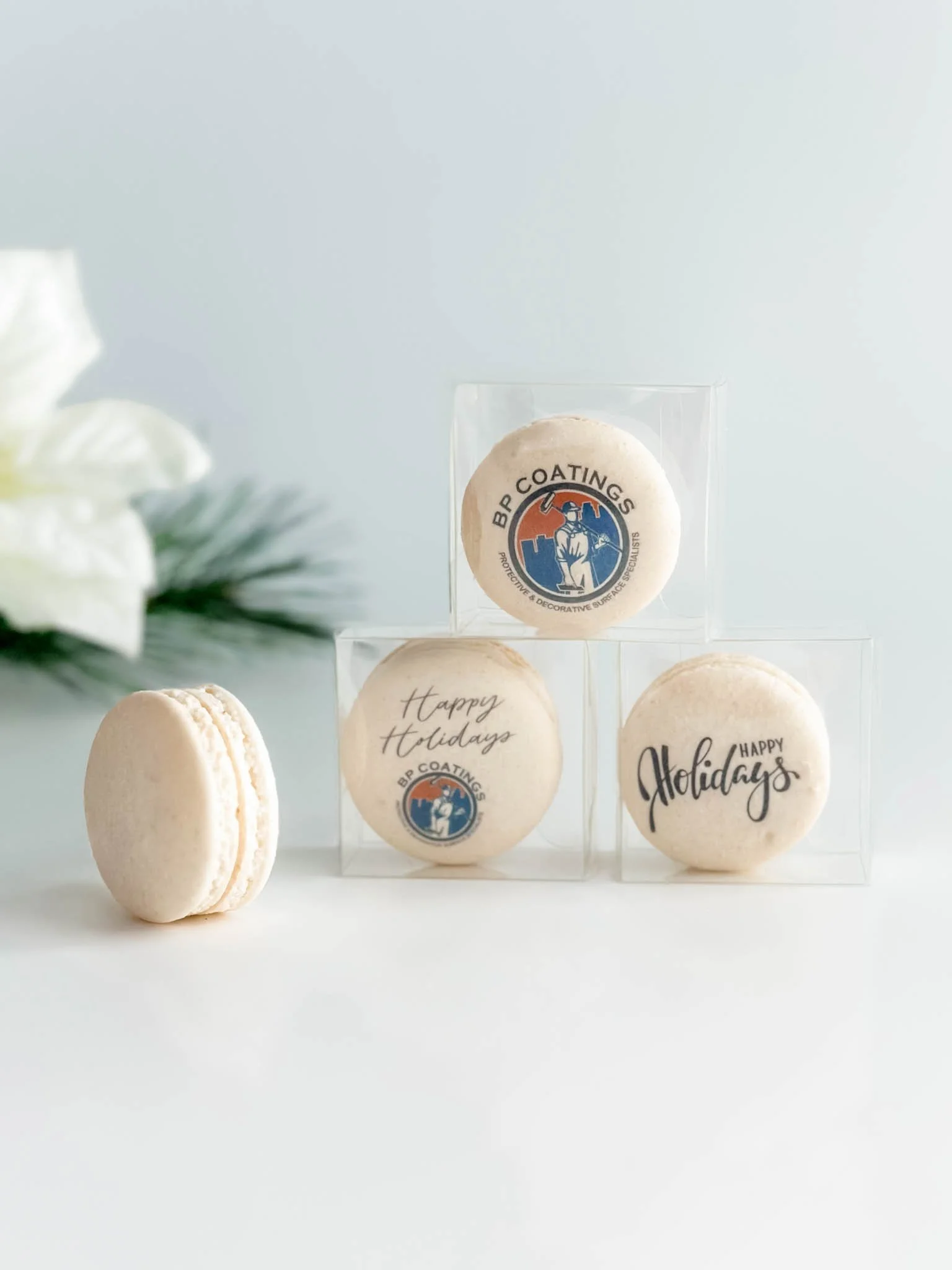 HOLIDAY MACARON GIFTS