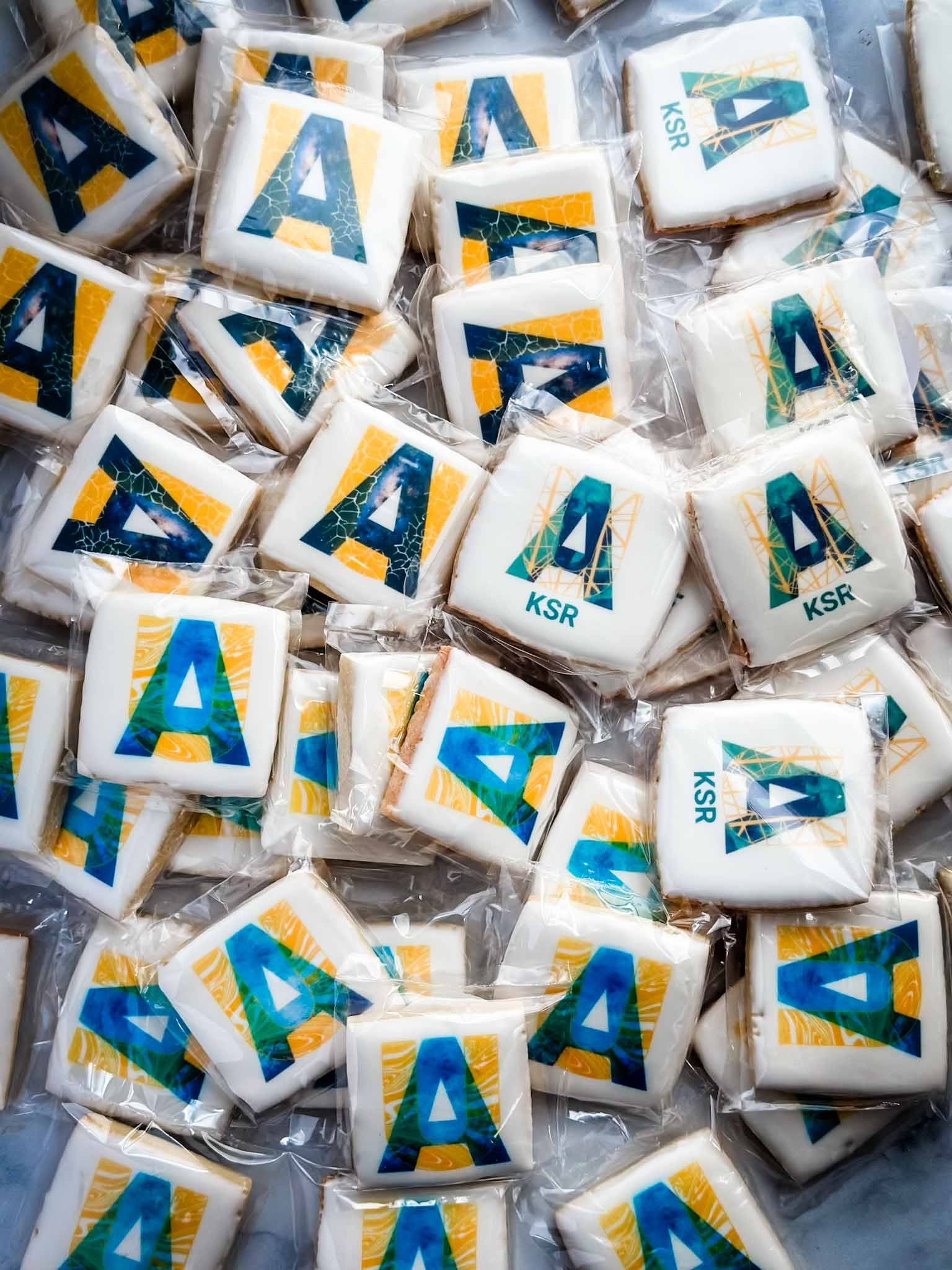 A Worthy Cookie Custom sugar cookies with UofA logos bagged medium square.jpg