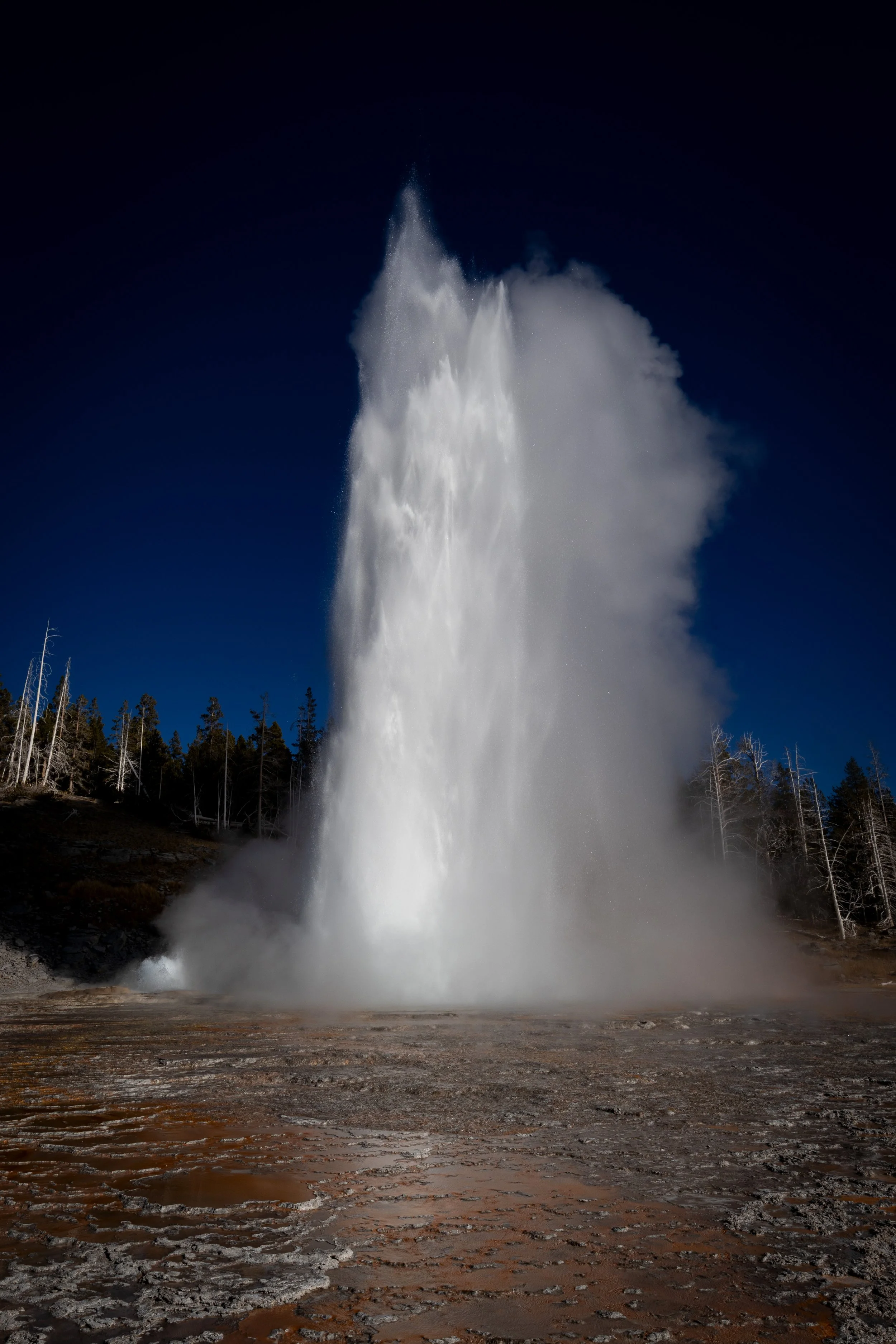 20251023170135212 Grand Geyser.jpg