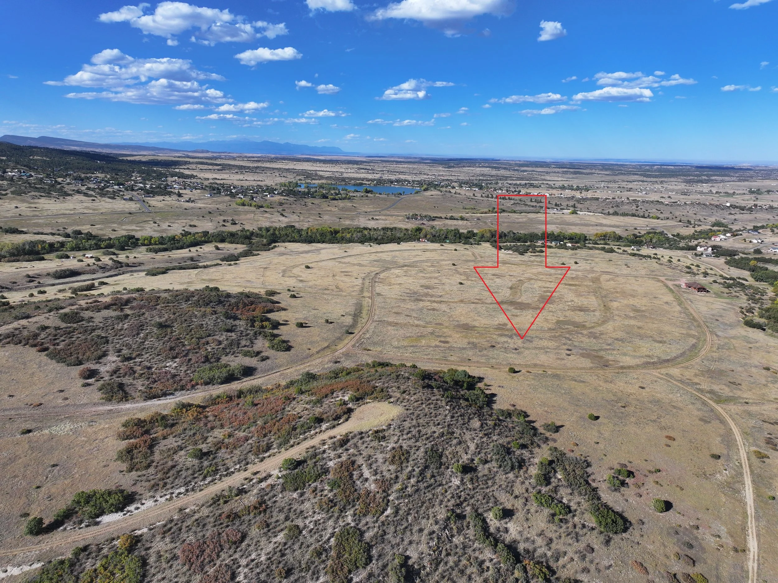 Pic 2 - Lot 523 Emrich Park Way.jpg