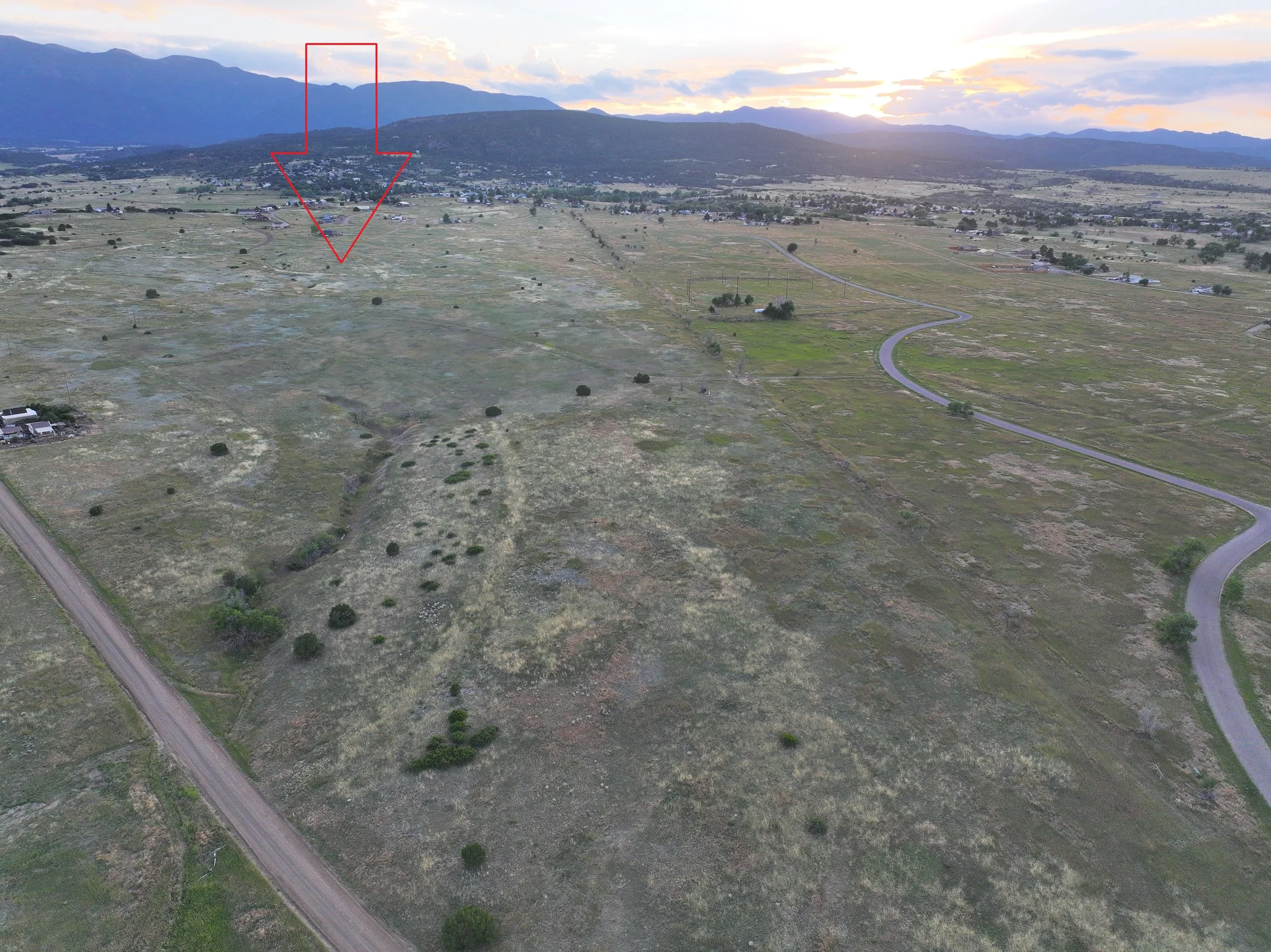 Pic 3 - Lot 399 Kit Carson Dr.jpg