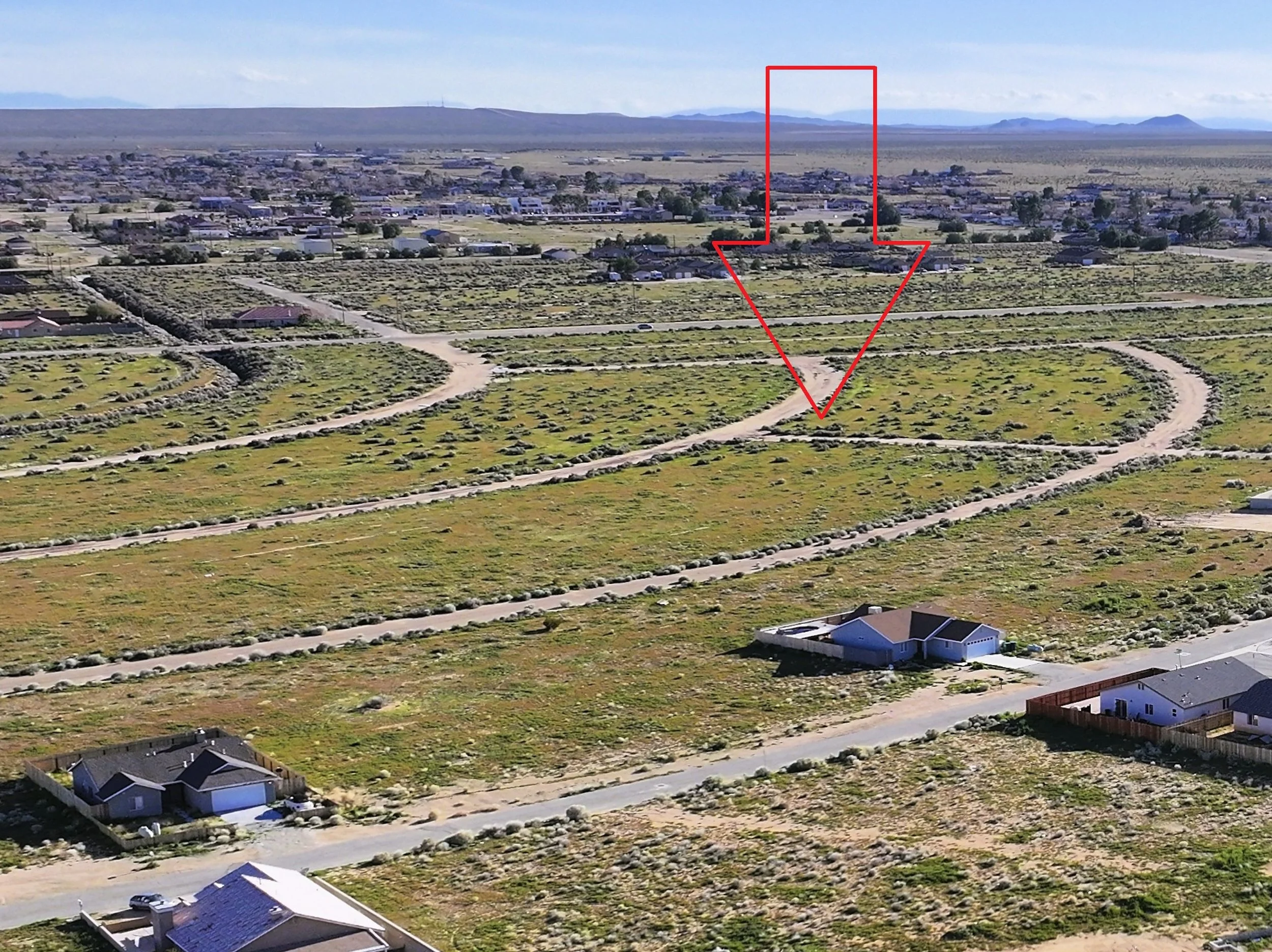 Drone zoom 1 arrow - Drone - Lot 163 Bolden Dr.jpg
