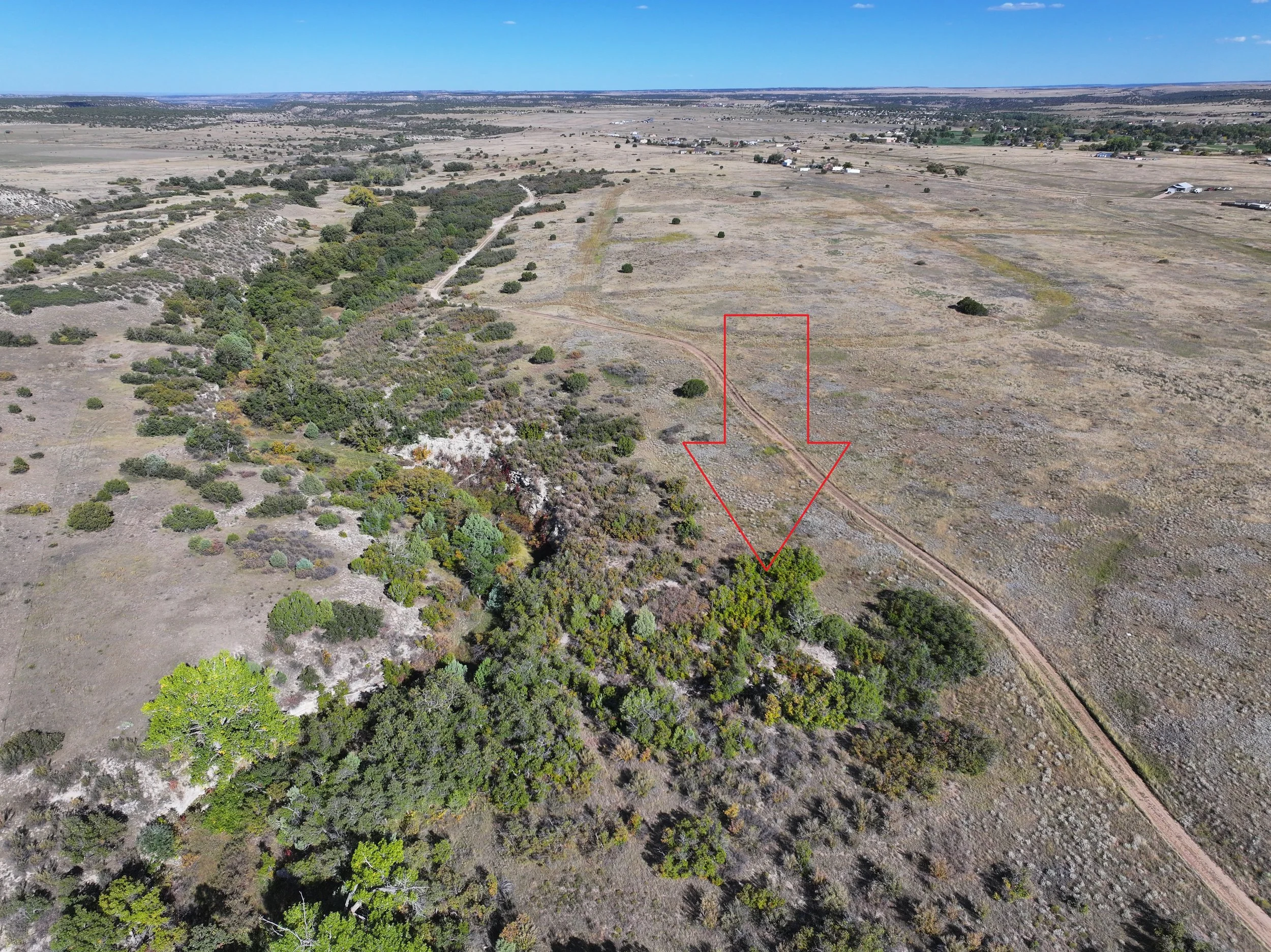 Pic 6 - Lot 150 Fort Gerry Dr.jpg