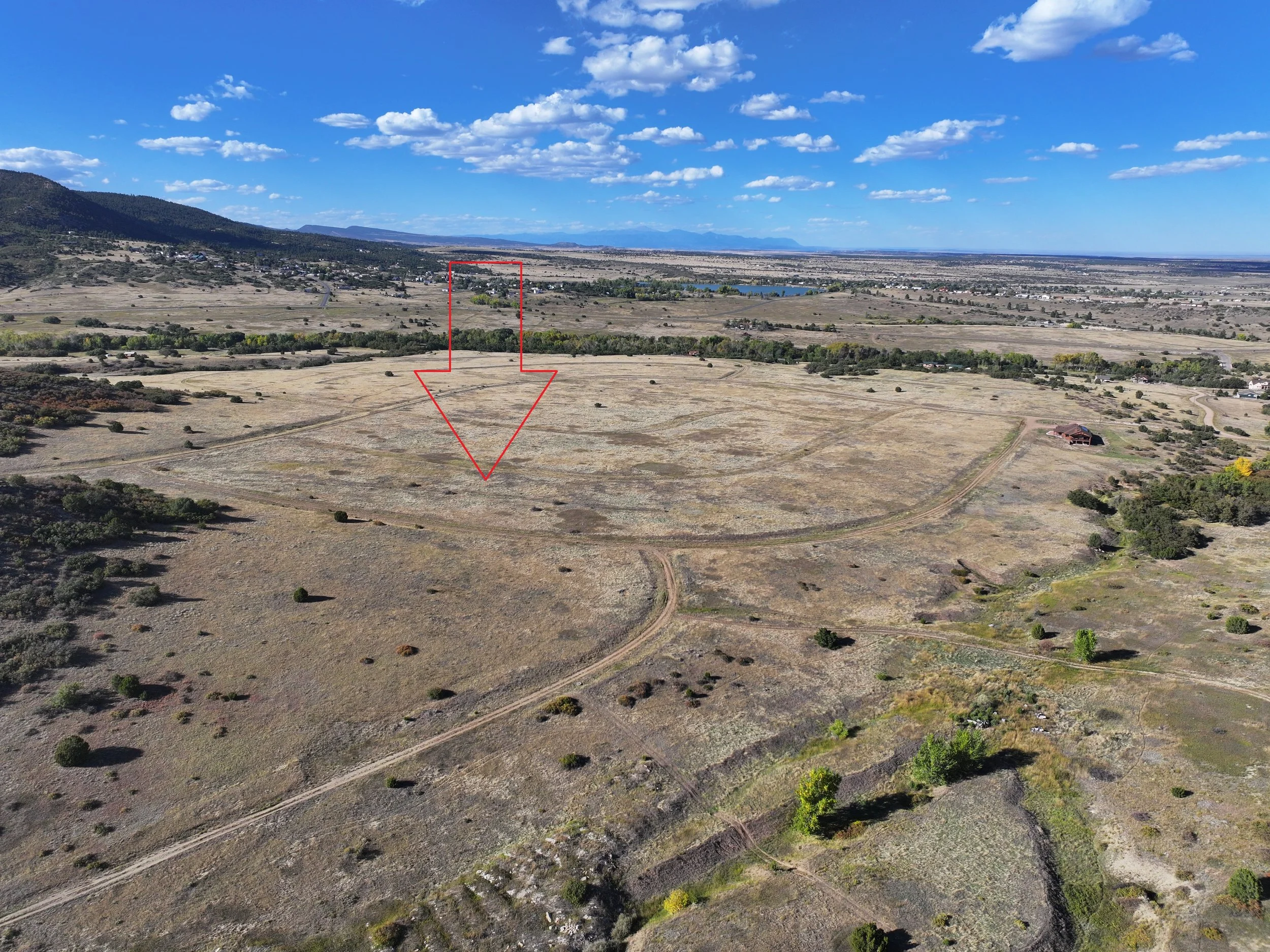 Pic 3 - Lot 523 Emrich Park Way.jpg