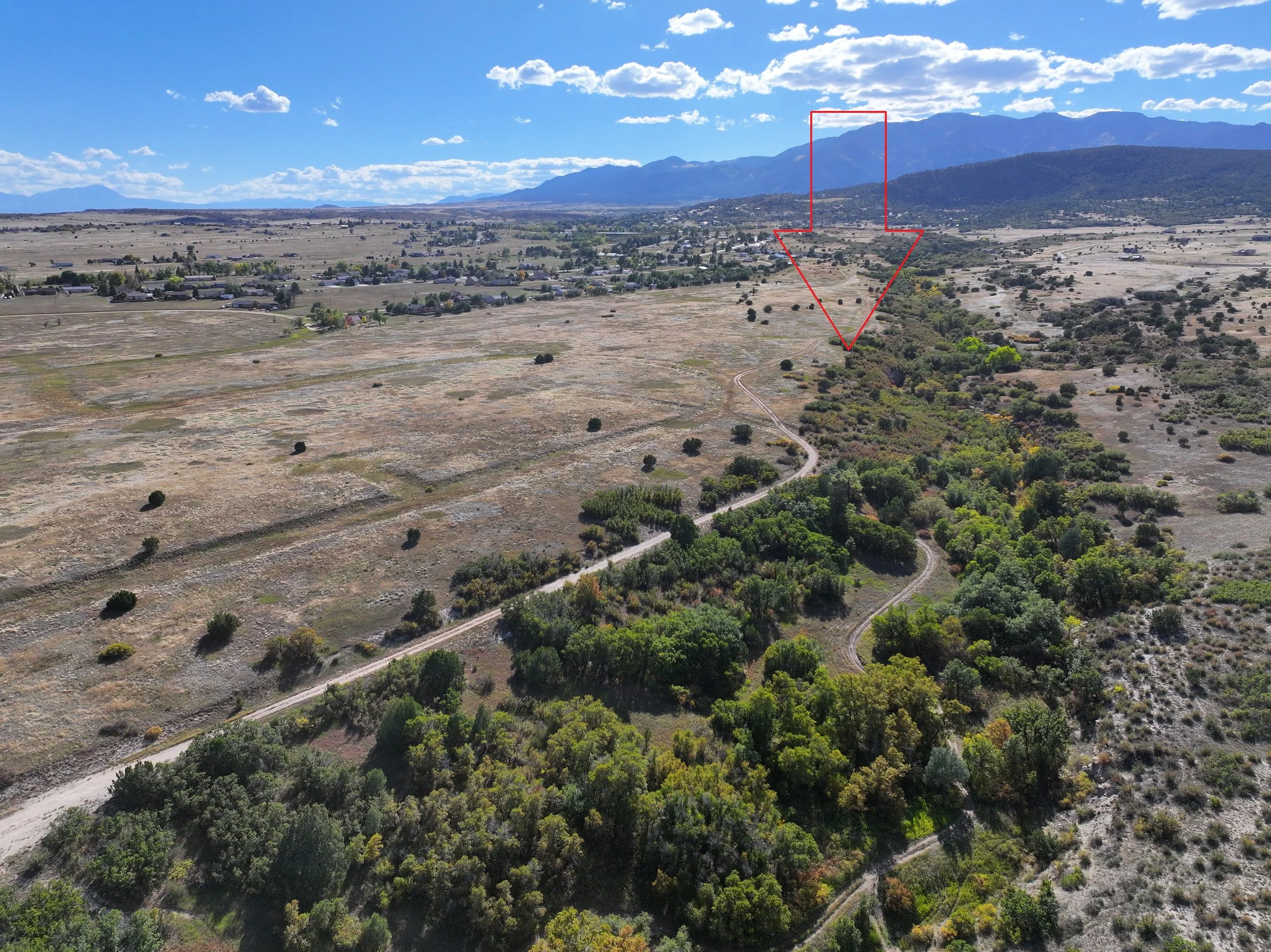 Pic 1 - Lot 150 Fort Gerry Dr.jpg