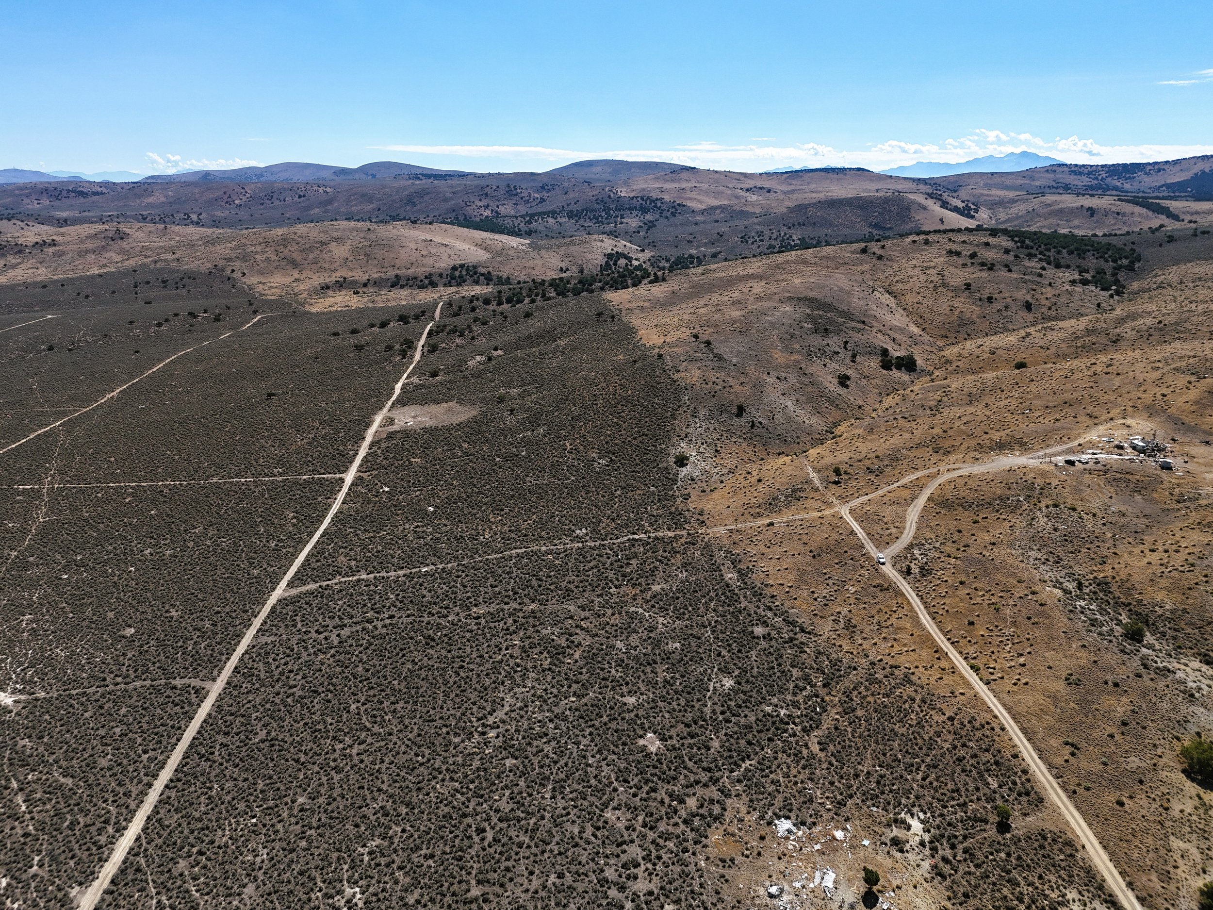 400ft East.jpg