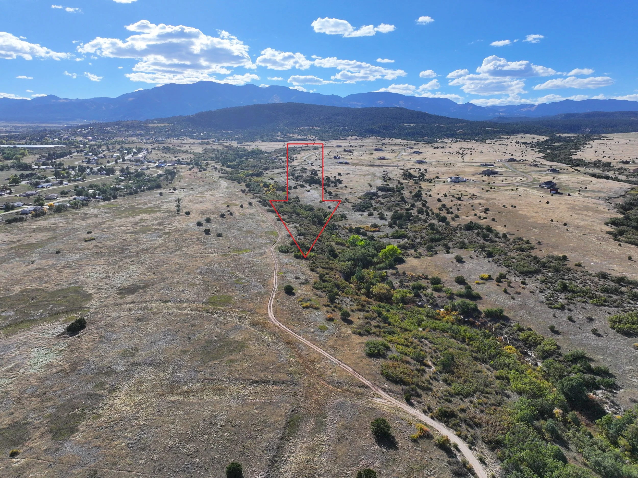 Pic 13 - Lot 150 Fort Gerry Dr.jpg