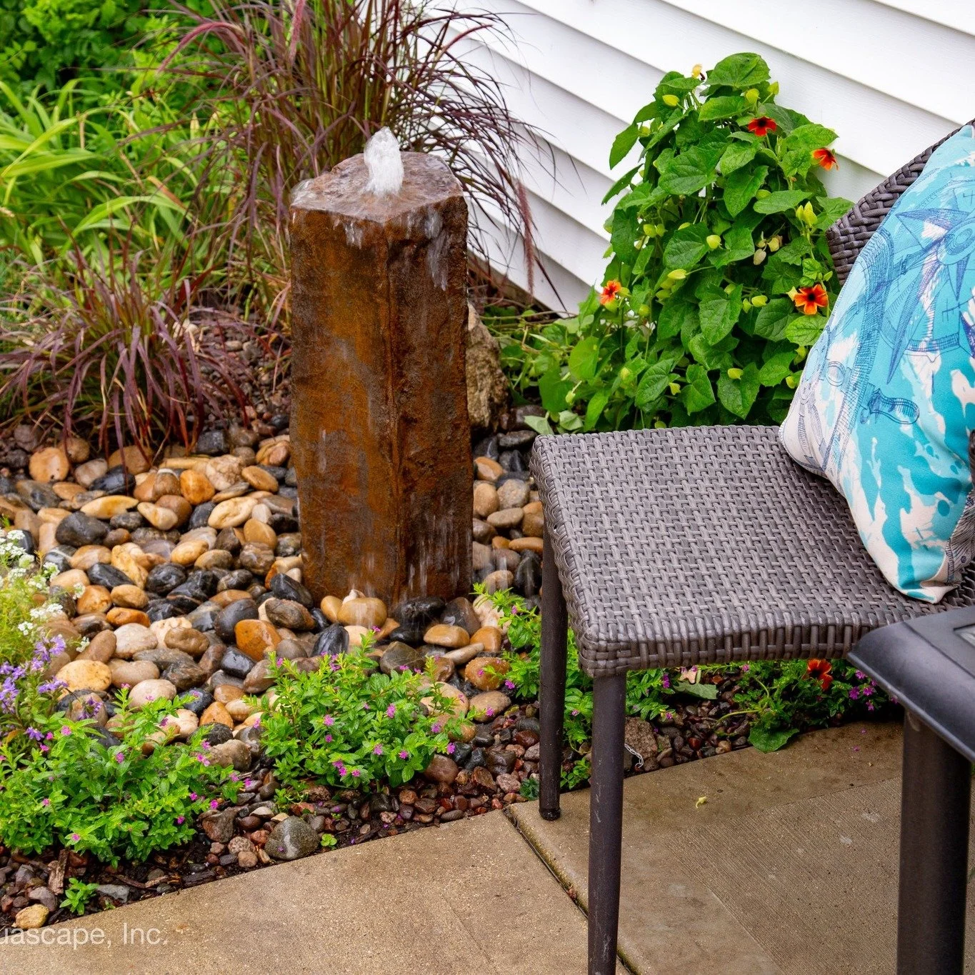 Happy National Teachers Day!

Teachers spend all day creating an environment where students can learn, settle down, and feel safe.

A small classroom pond or tabletop water garden can help make that space feel a little calmer and more enjoyable for b