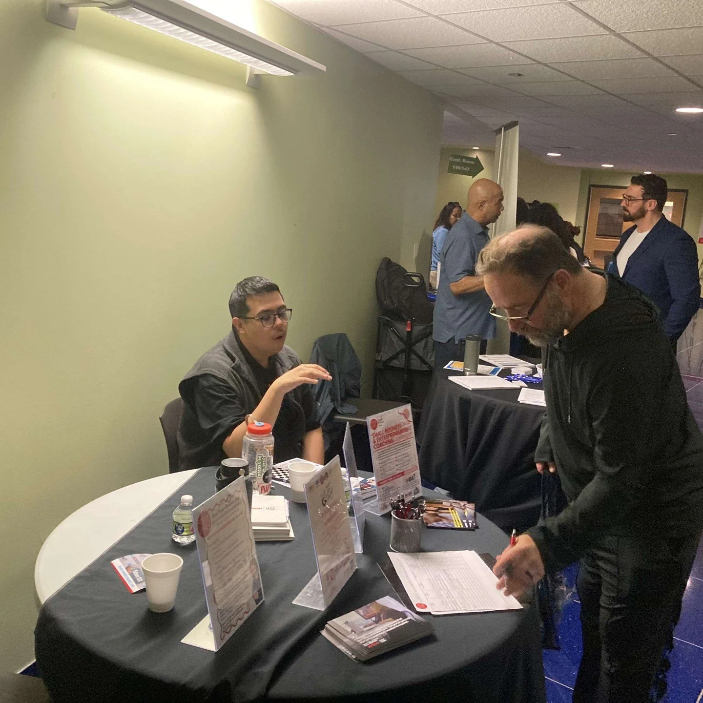 Throwback to the first in-person #ChicagoBusinessResourceExpo of 2026 hosted by @chicagobacp at Harry S Truman College!

CCL was proud to be there connecting with Chicago entrepreneurs and small business owners, sharing free resources and support ser