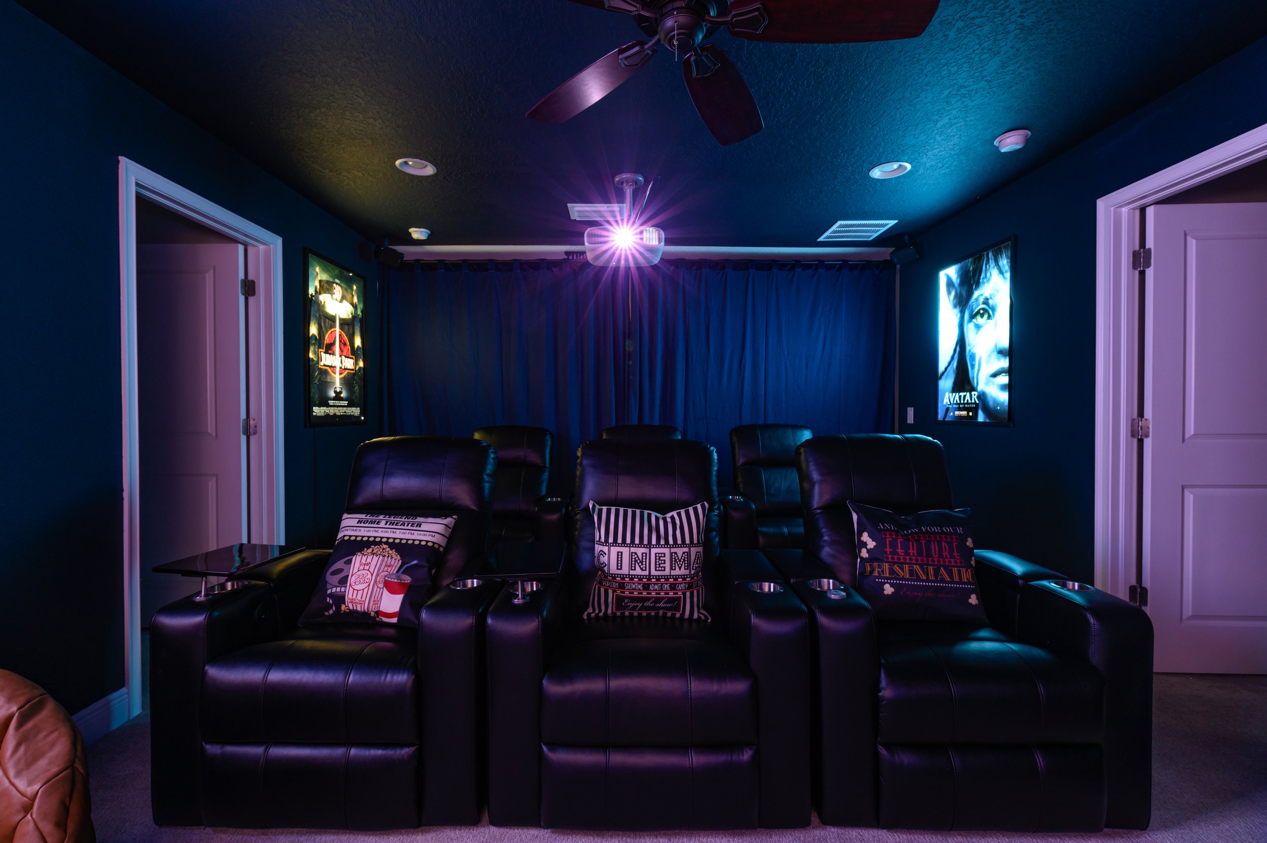 South Tampa - 5 BR / Movie Room / 2.5 Bath