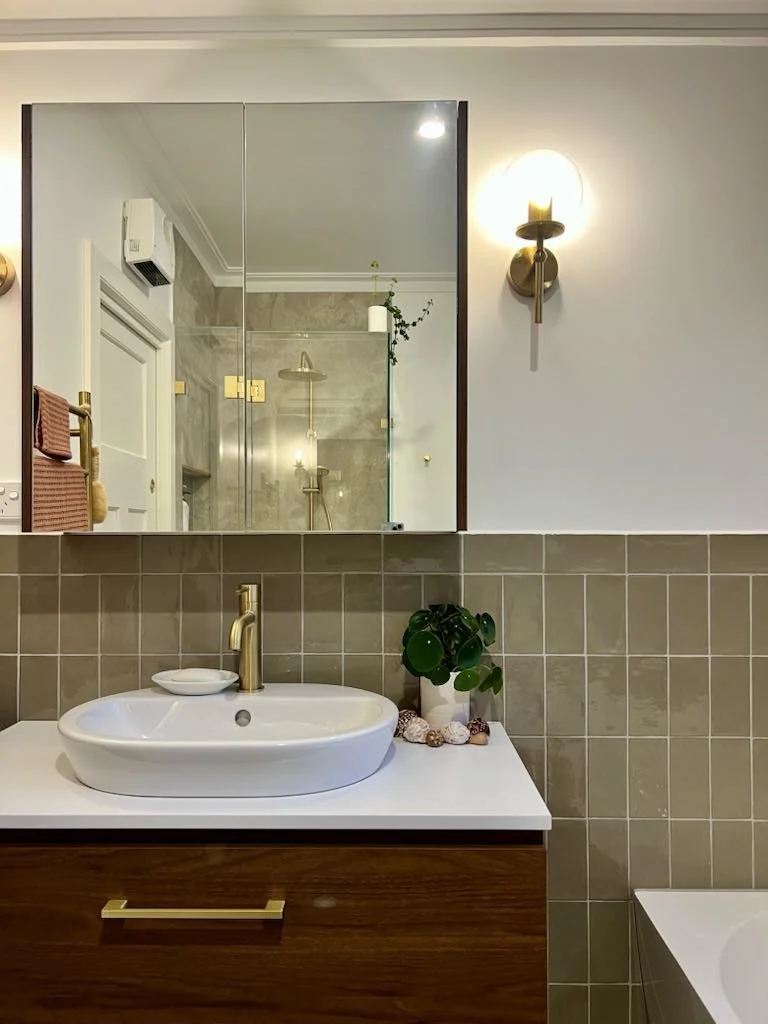 Hayleys Parents bathroom image 3.jfif