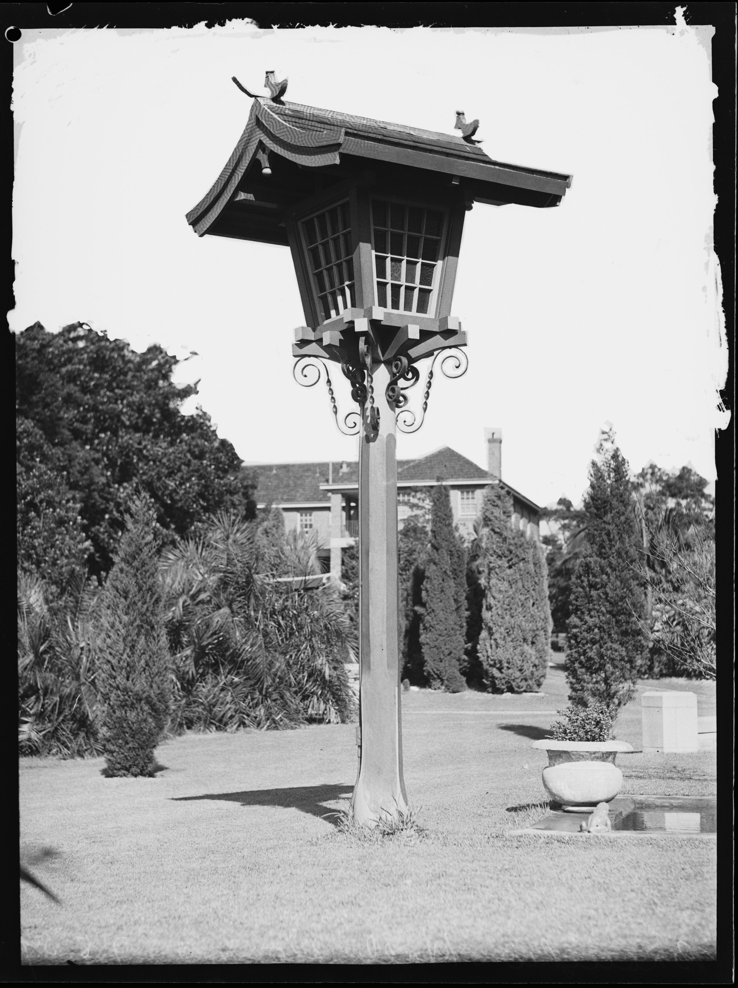 Decorate lamp post or bird feeder at Broughton Hall