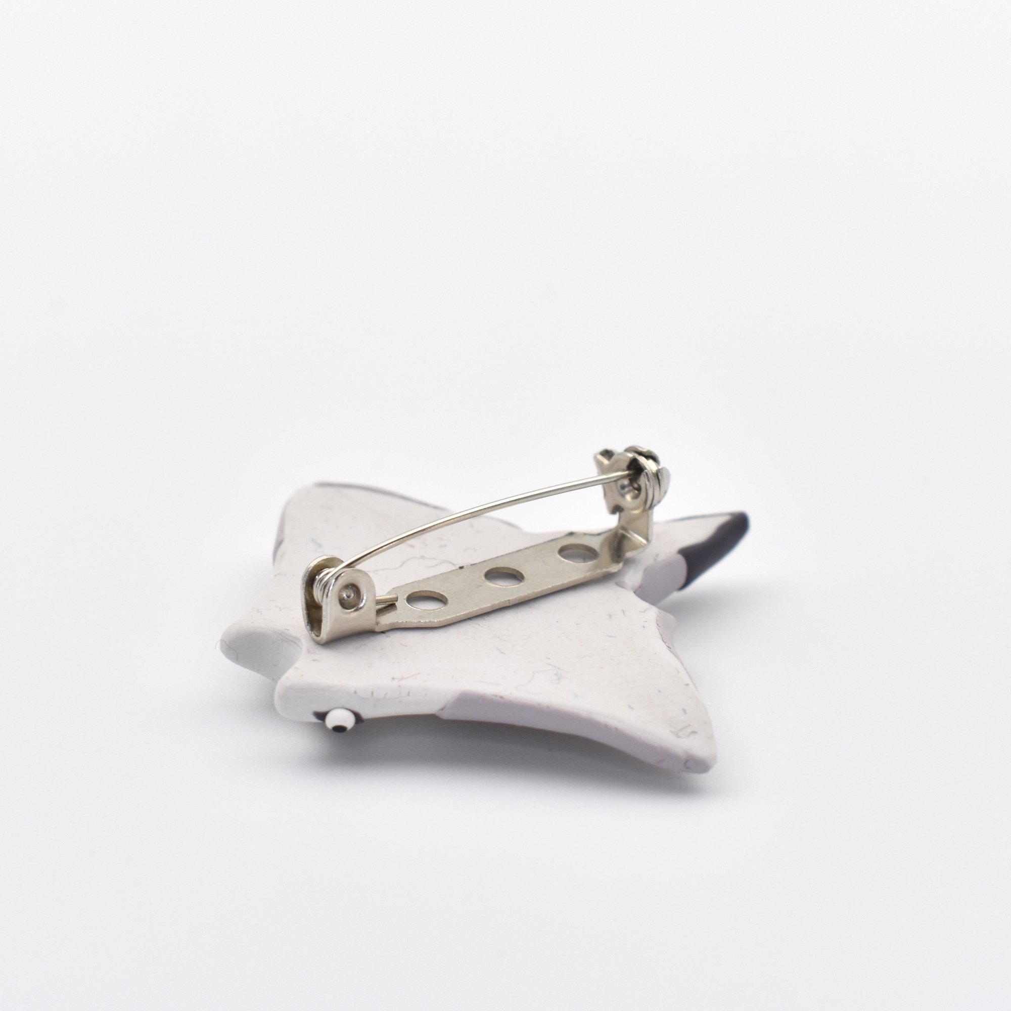 Manta_ray_brooch_5.jpg