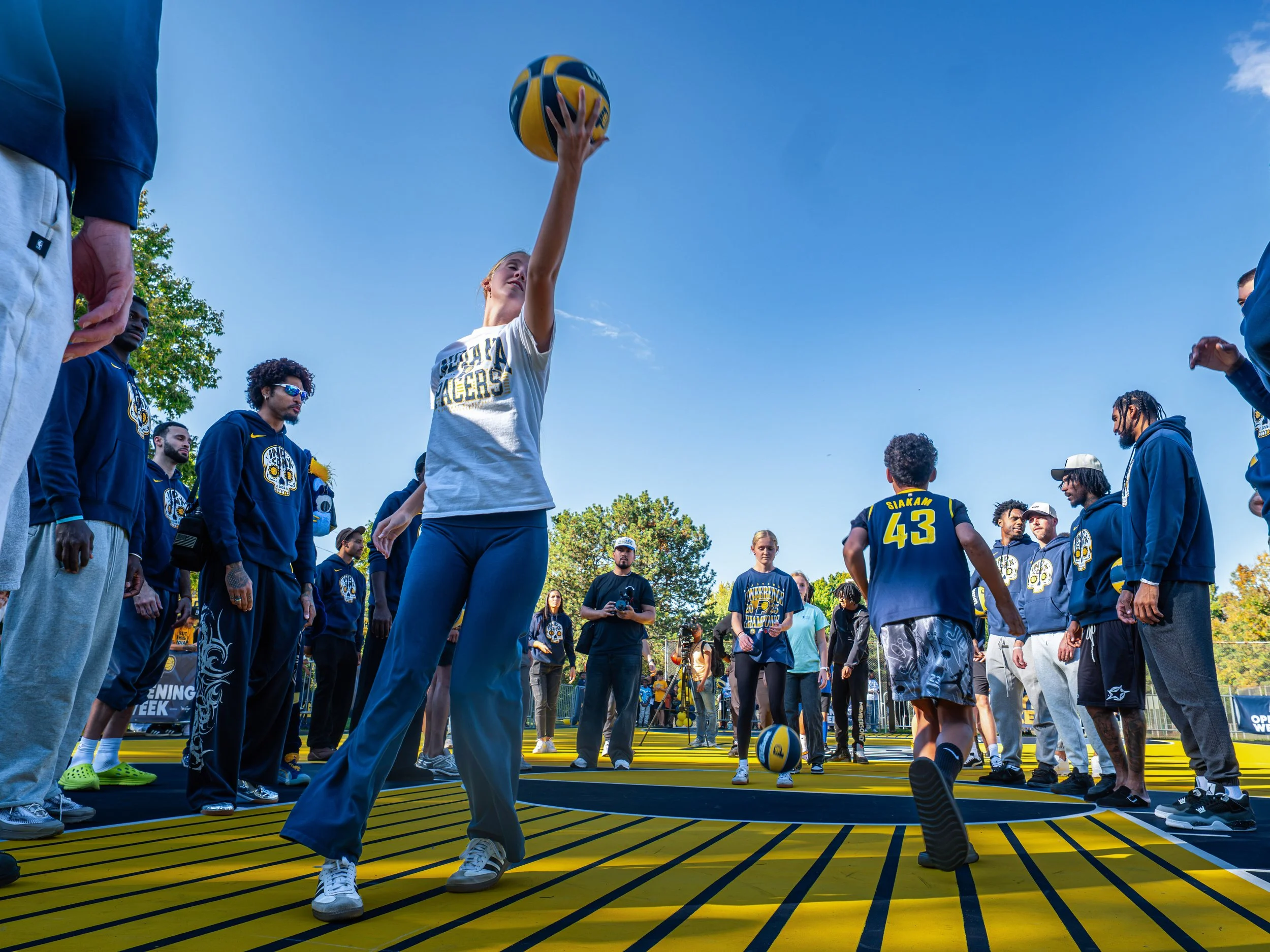260928-Pacers-Mural-Photos-159.jpg