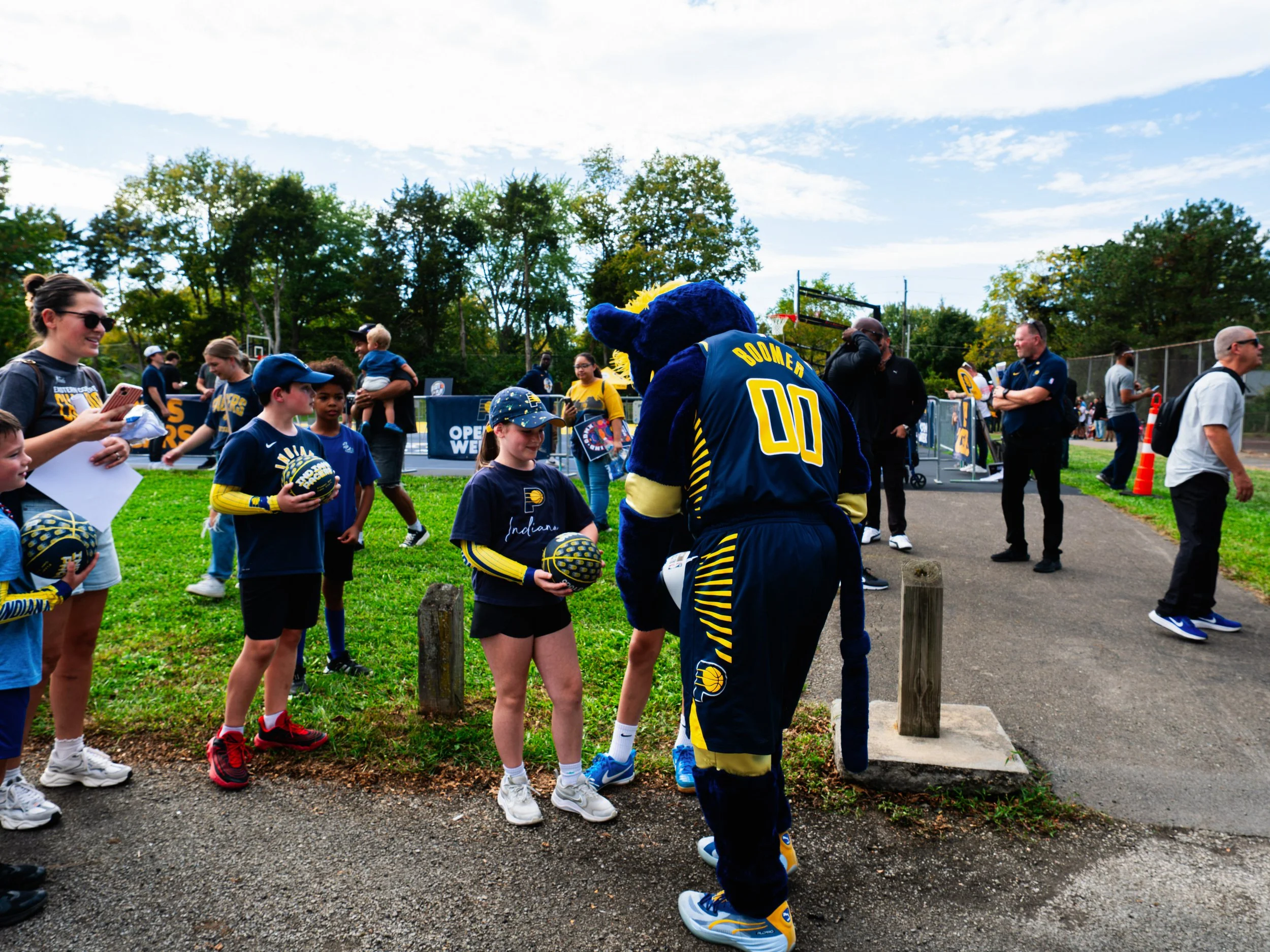 260928-Pacers-Mural-Photos-087.jpg