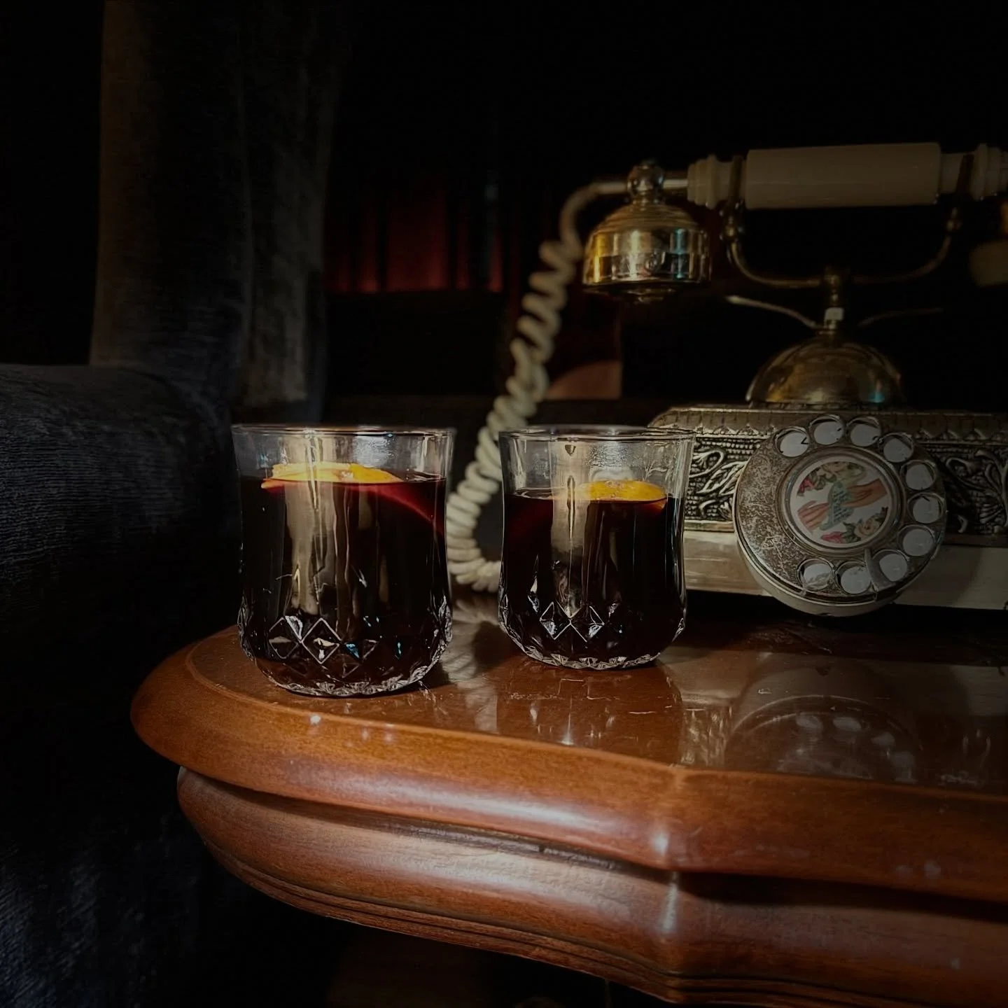 ☎️ The only call worth answering this winter&hellip;

&ldquo;Your mulled wine is ready.&rdquo; 🍷🍊

If you&rsquo;re not warming your hands around one of these this week&hellip; are you even doing winter right? 👀🍊

Drop a 🍷 if you&rsquo;re coming 