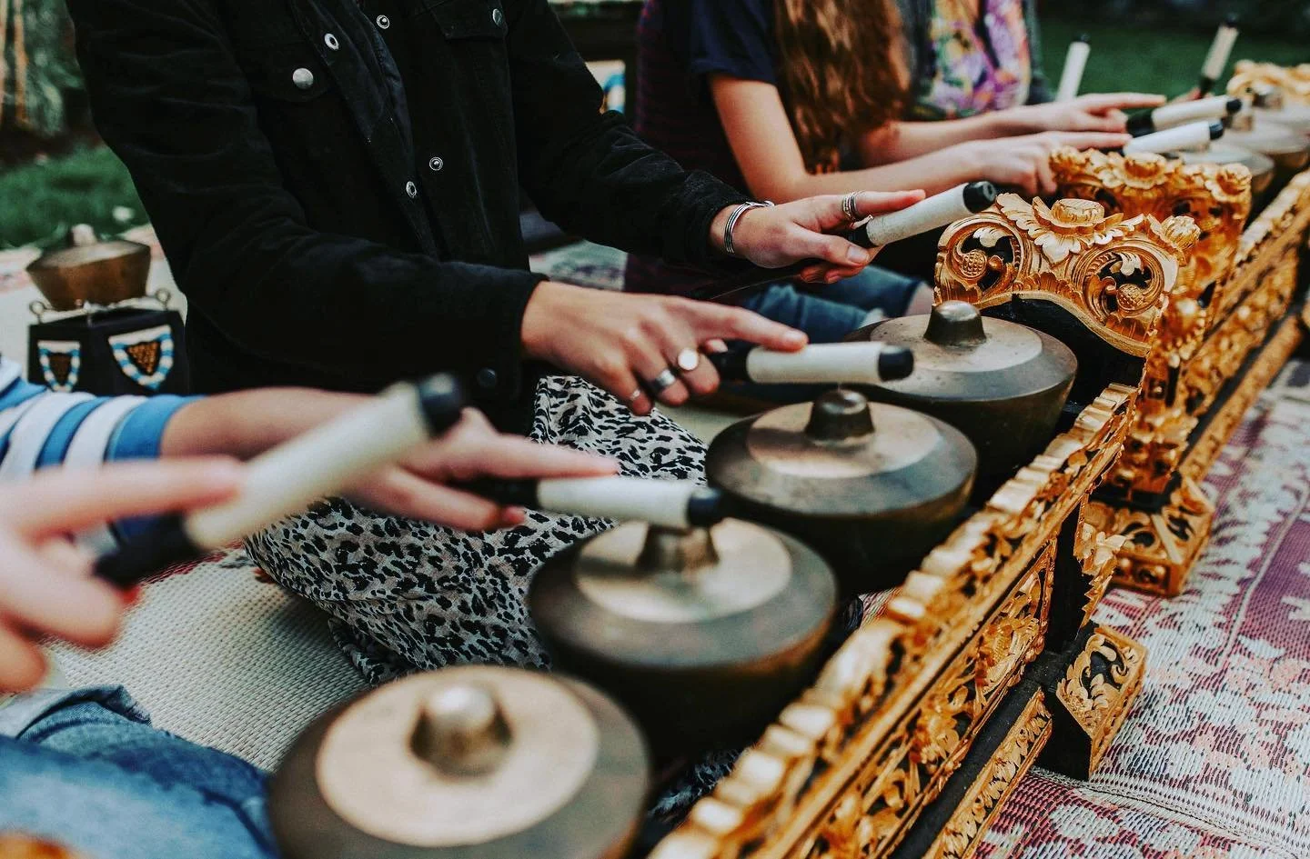 Happy New Year from Bali! 🏝️While I&rsquo;m away, Balinese Gamelan classes will continue in Bristol - taught by Saj Collyer @gamelangirl who has been teaching Balinese Gamelan for over 25 years (and taught me when I was 8!) 🔥 
Classes will be every