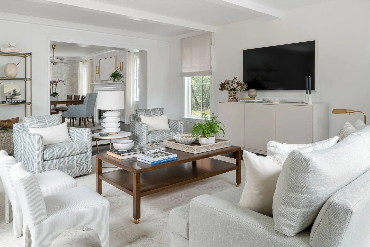 The dining room used to be the living room and the living room, as it stands now, did not exist. ⁣
⁣
This DC home was originally built at 2200 square feet.  The living room added 340 square feet to the first floor providing much needed space for fami