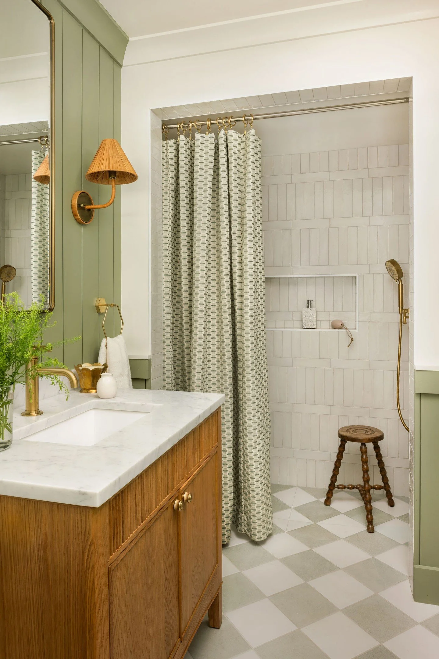 There are two things we especially love about this bathroom:⁣
⁣
1. this bathroom has a secret - it's located in the basement. ⁣
2. that the clients challenged us to make the space anything but boring⁣
⁣
Great projects happen when clients trust that w